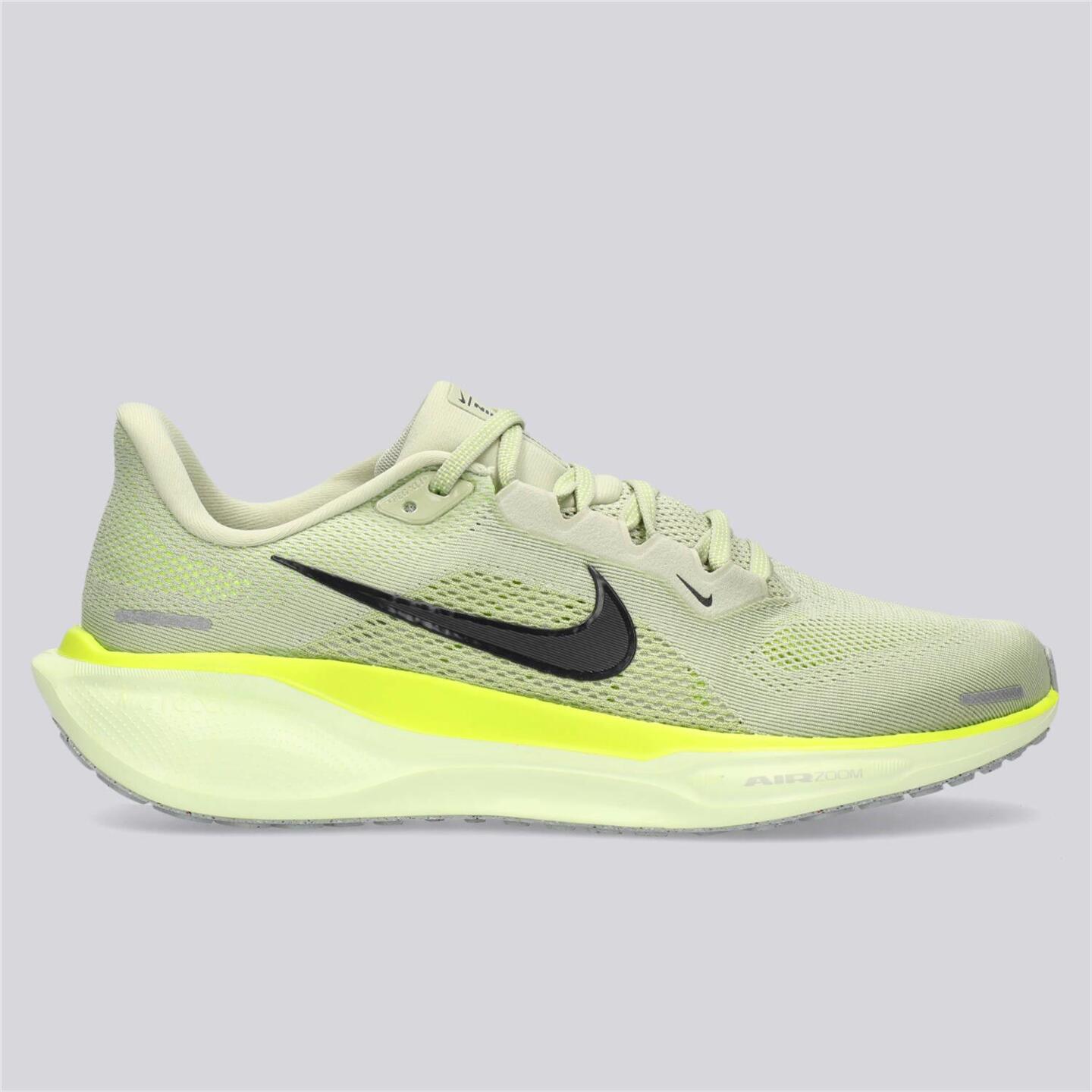 nike air zoom pegasus running