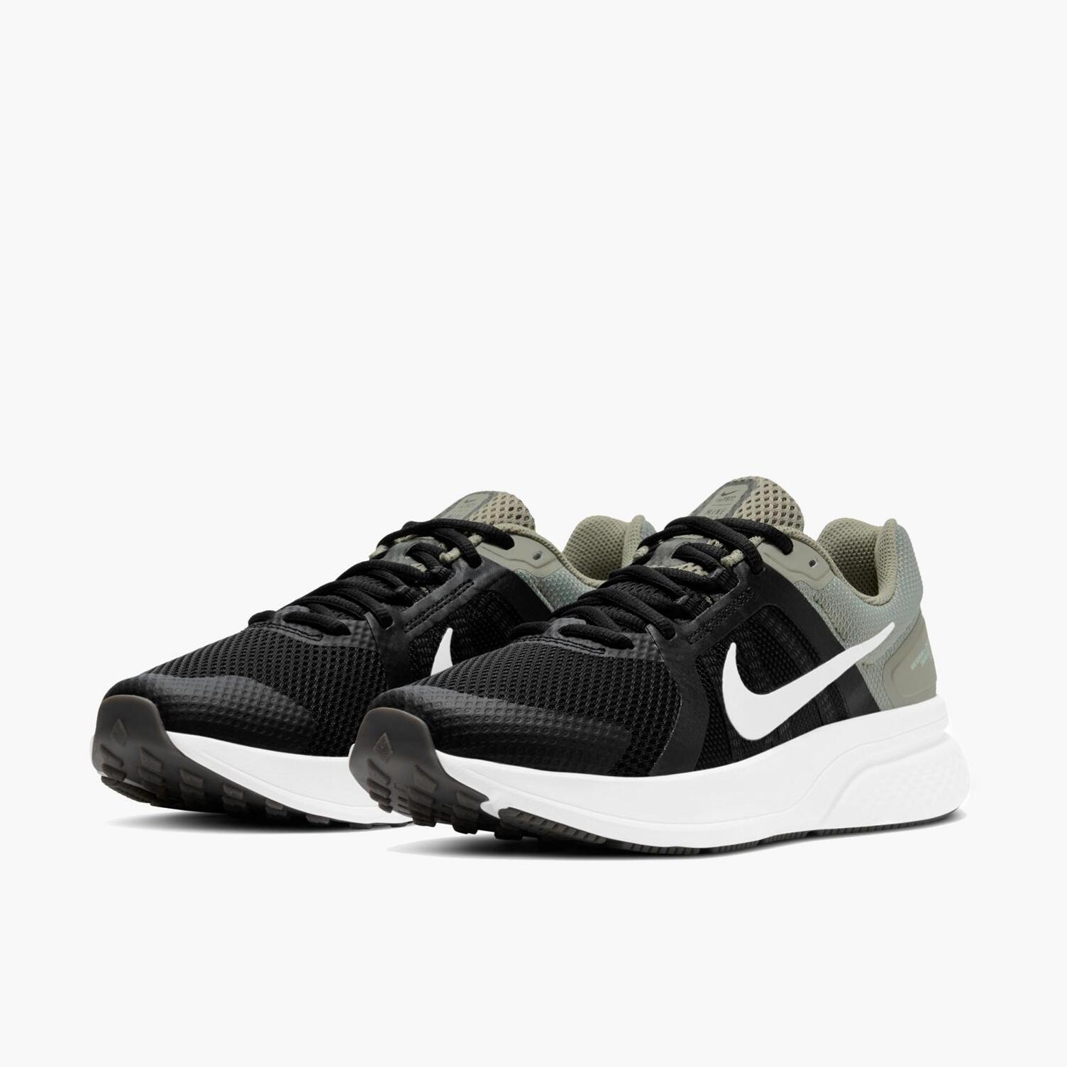 nike run swift turbo