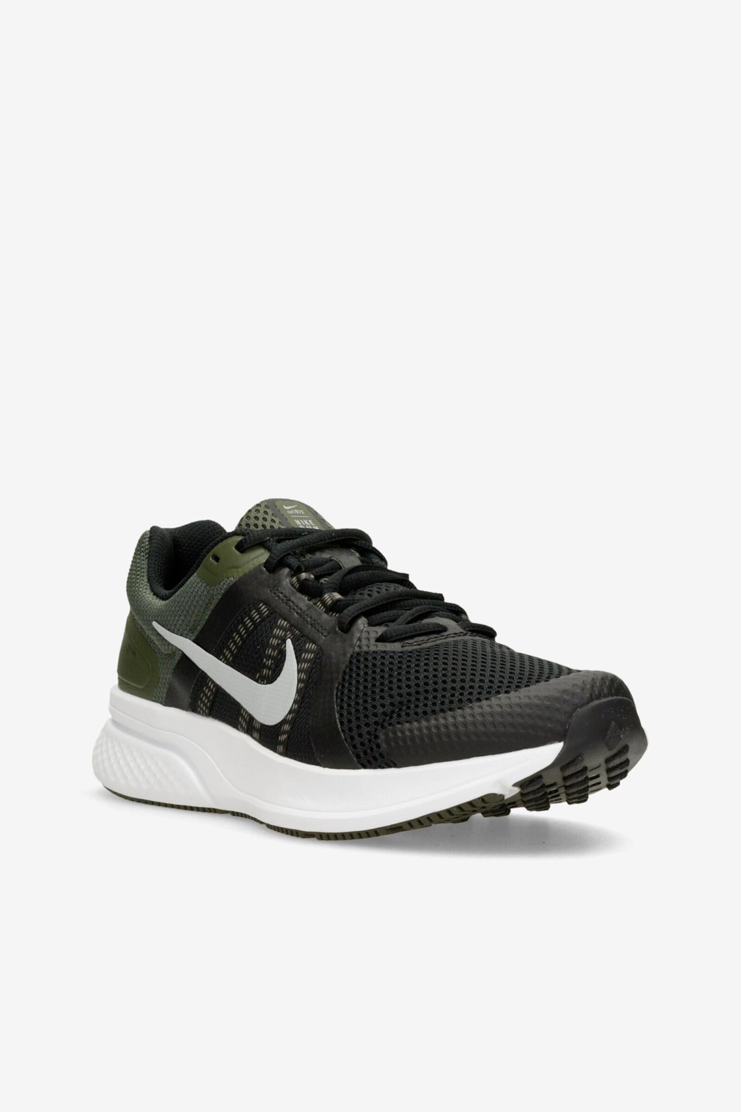 nike run swift turbo