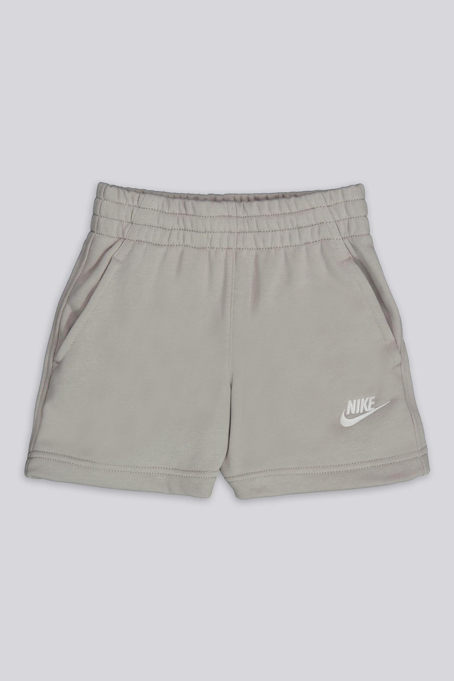 pantalon gris corto nike