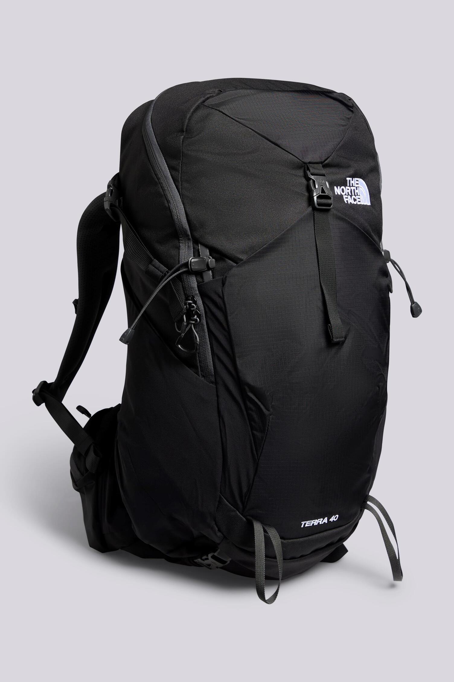 best travel backpack 60l Aero Vacuum-Seal Air Compression – Black Voyage PIM_CategoryId_1870 Model:10'6