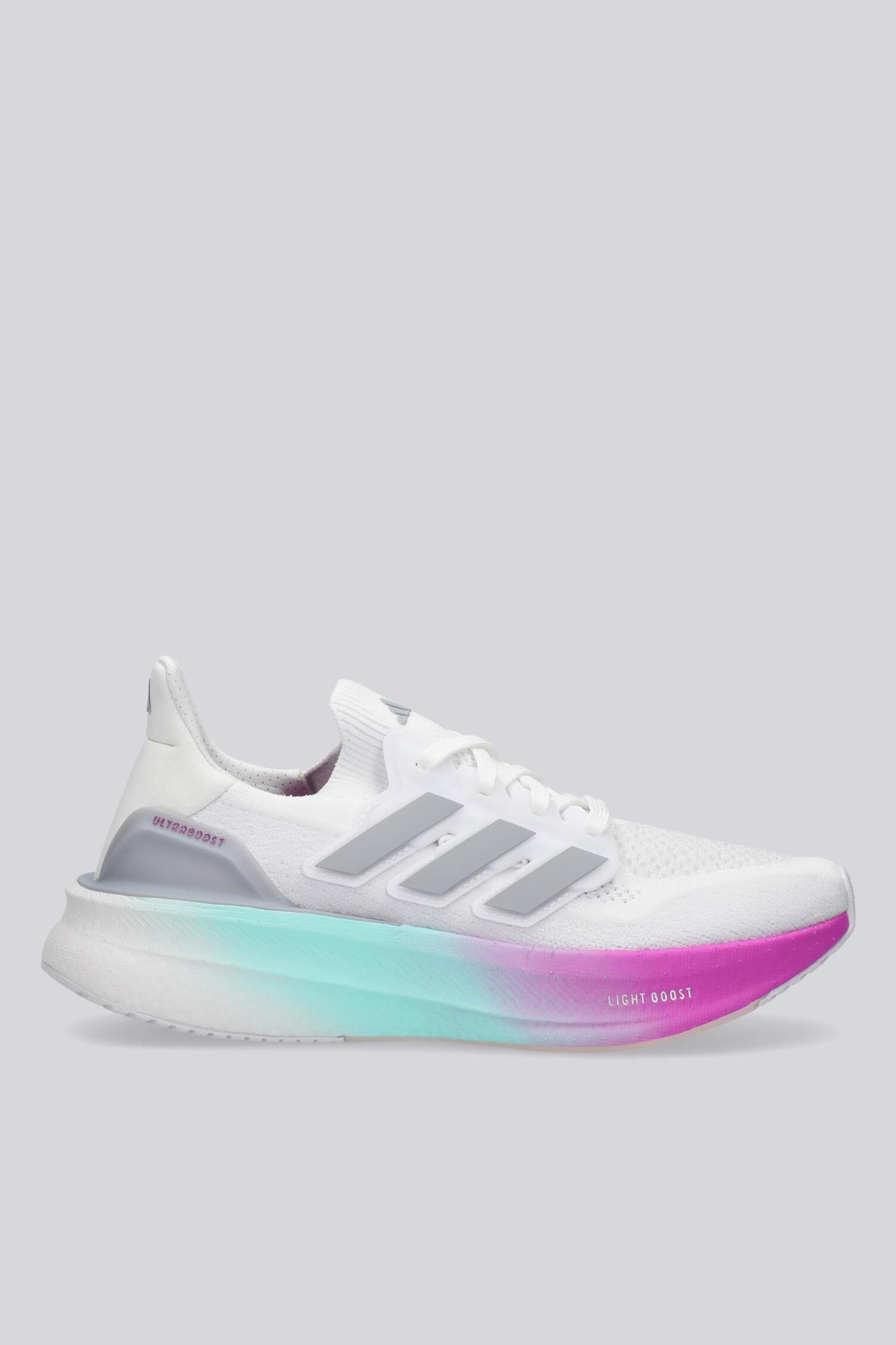 adidas gazelle silver green womens adidas ULTRABOOST 22 Running Shoes | Triple White