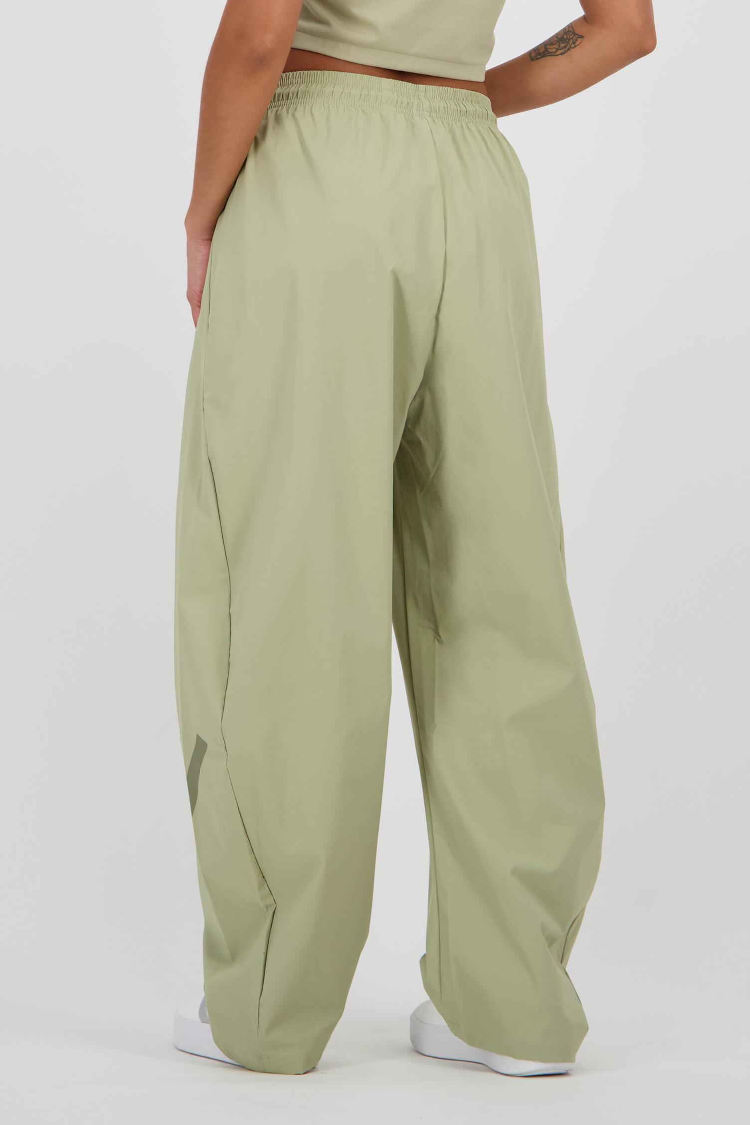 adidas Z.N.E. Woven - Kaki - Pantalón Largo Mujer | Sprinter MKP