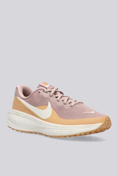 Nike Revolution 8