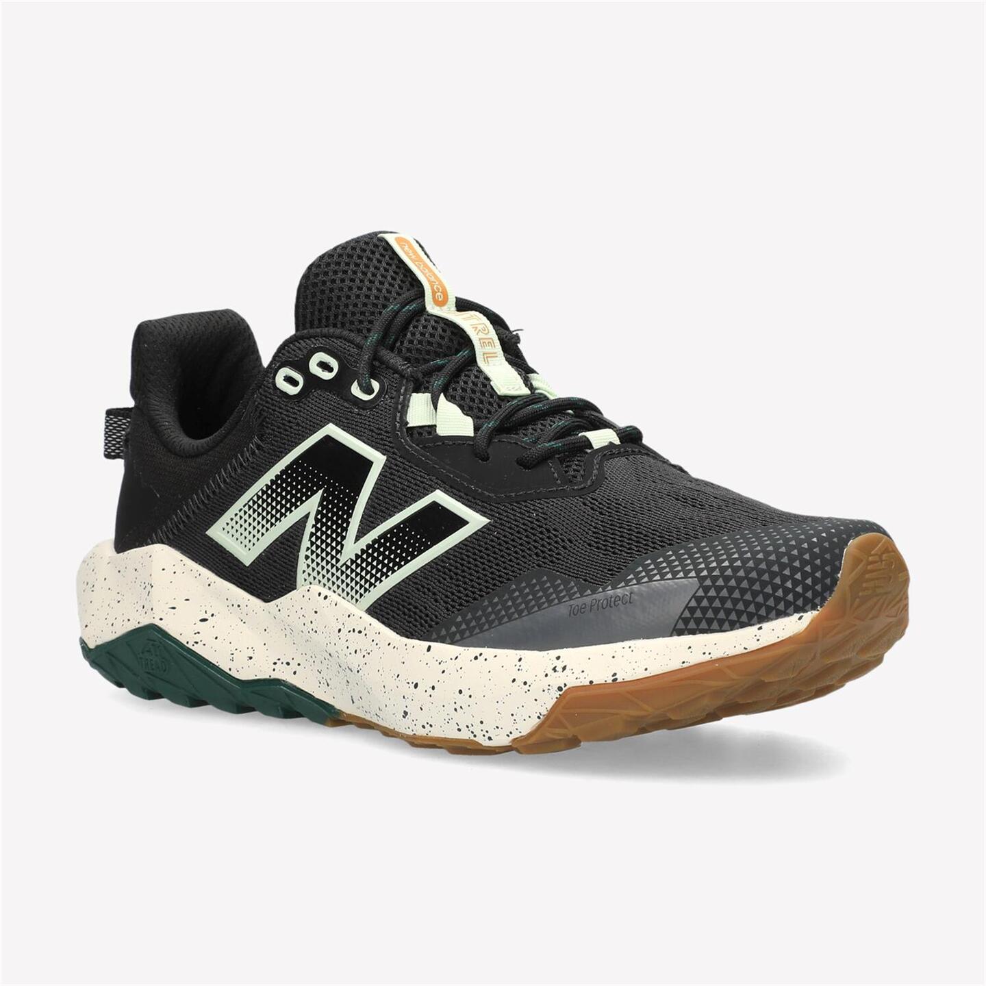 New Balance Dynasoft Nitrel - negro - Sapatilhas Trail Homem