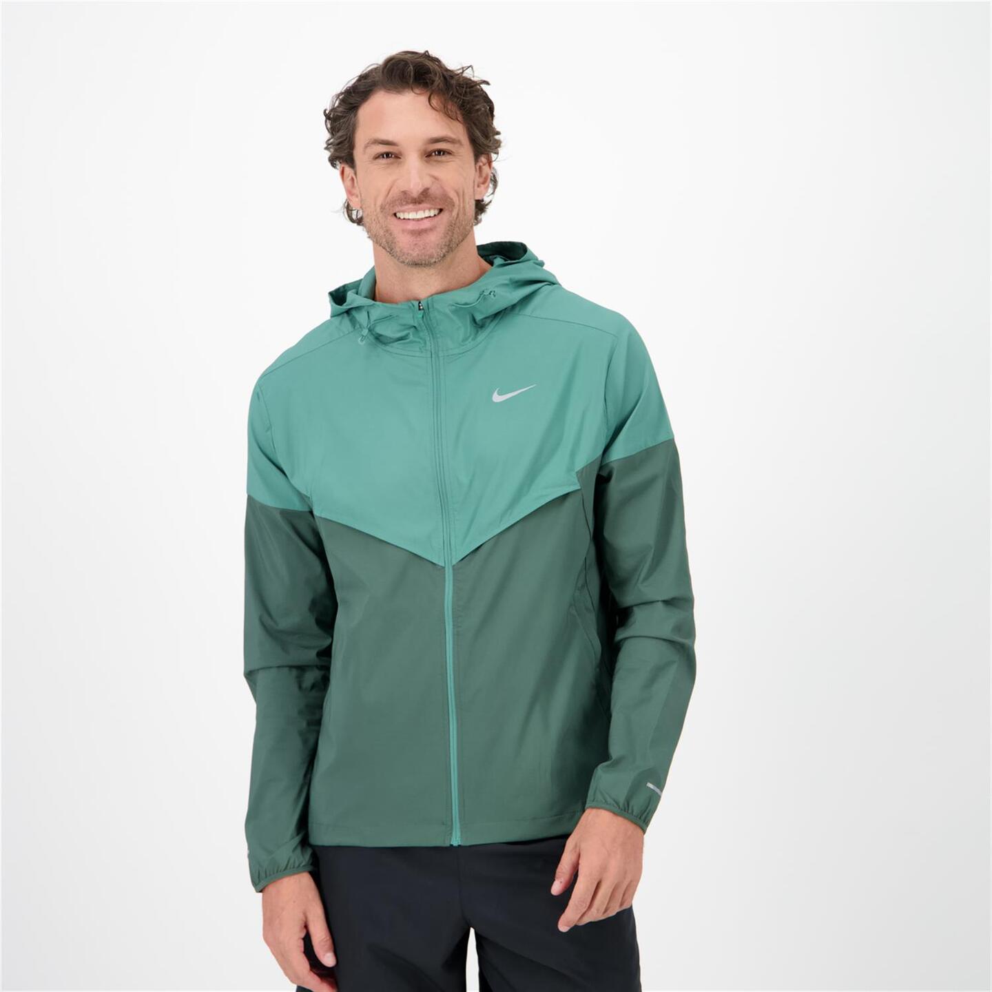 Cortavientos nike running hombre deals
