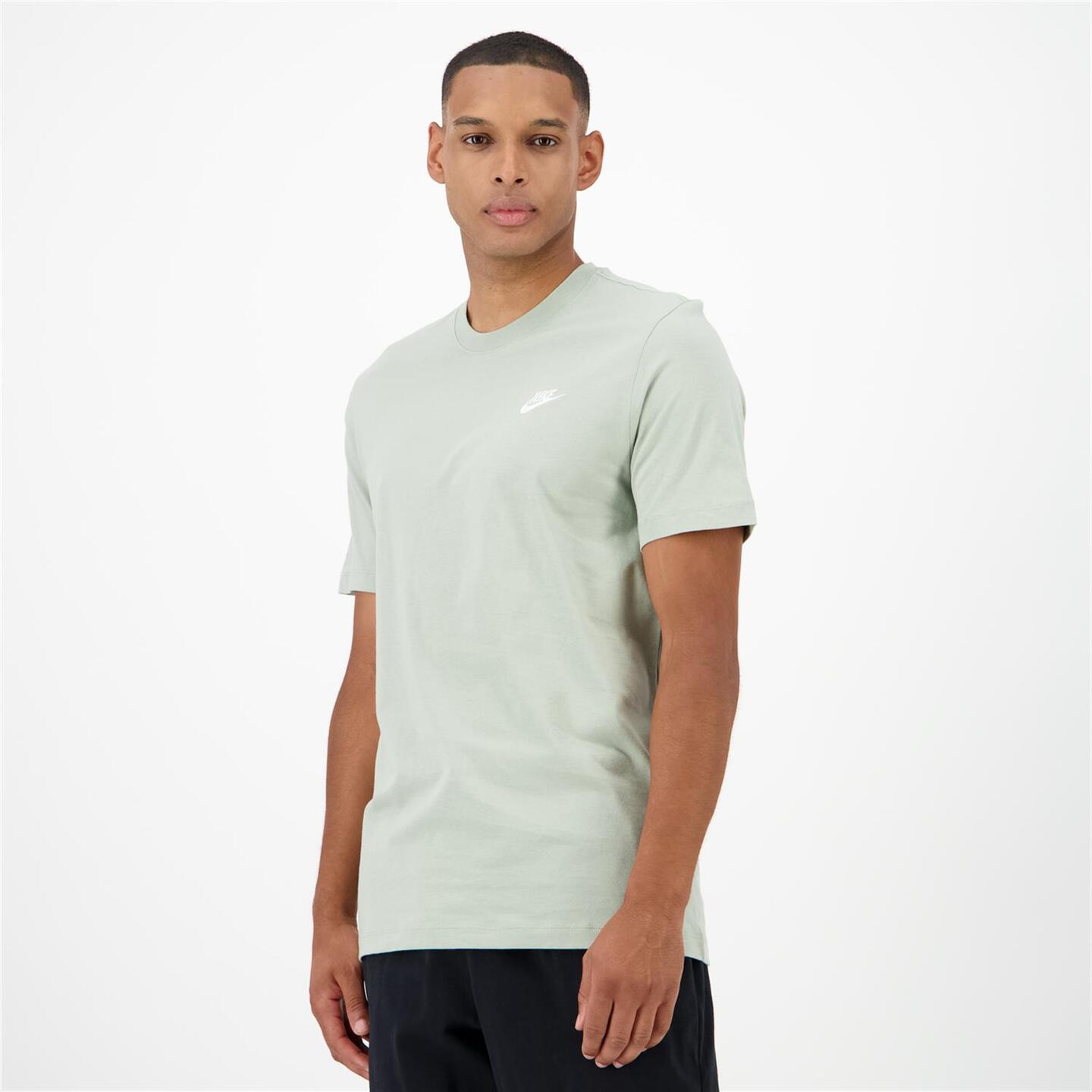 Nike Club - verde - Camiseta Algodón Hombre