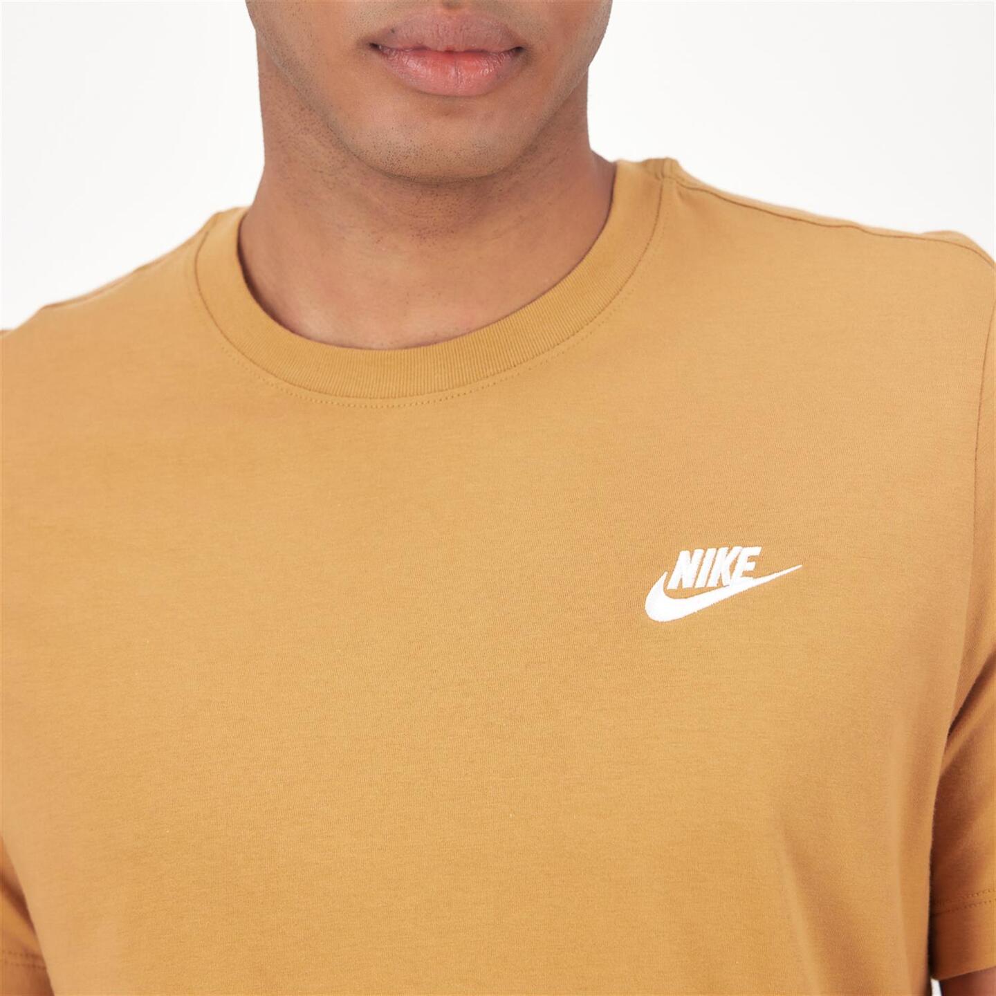 Nike Club - marron - T-shirt Algodão Homem