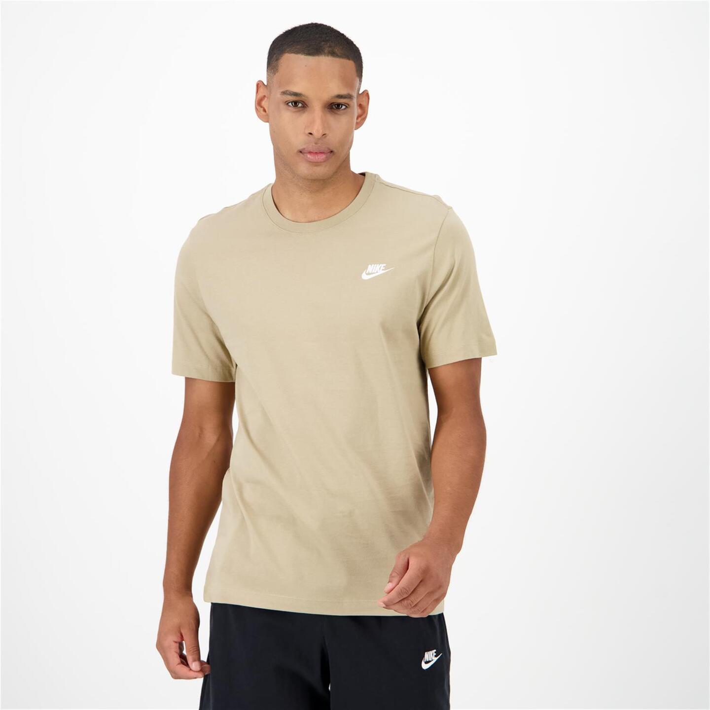 Nike Club - verde - Camiseta Algodón Hombre