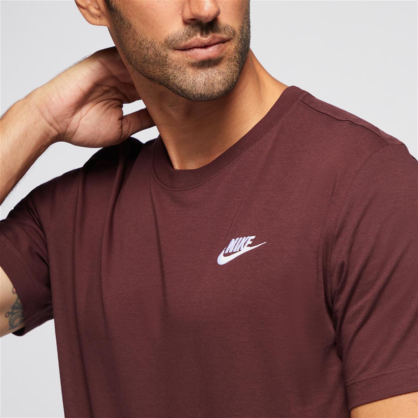 Nike Club - rojo - Camiseta Algodón Hombre