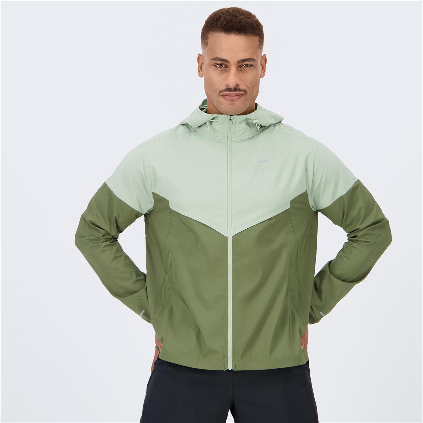 Cortavientos Nike Verde Cortavientos Hombre Sprinter