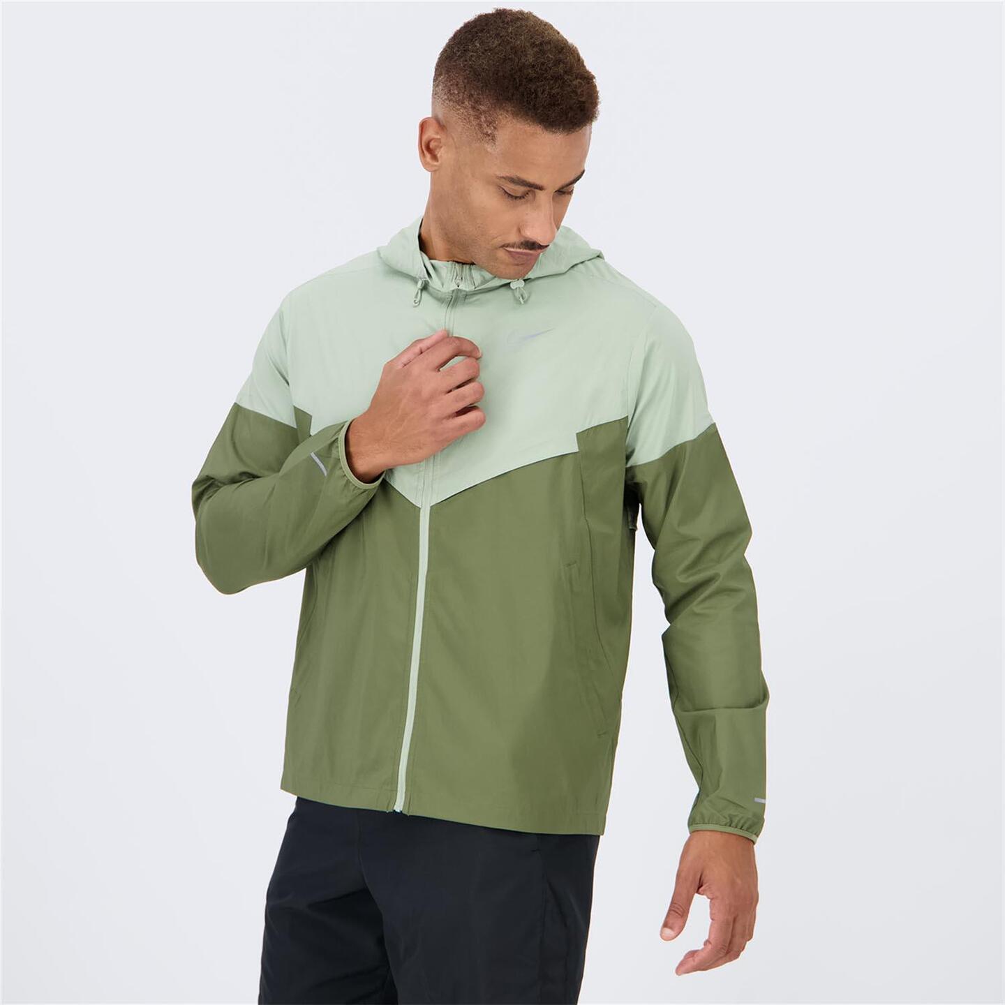 Cortavientos Nike Verde Cortavientos Hombre Sprinter