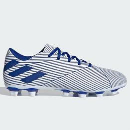 botas de futbol nuevas