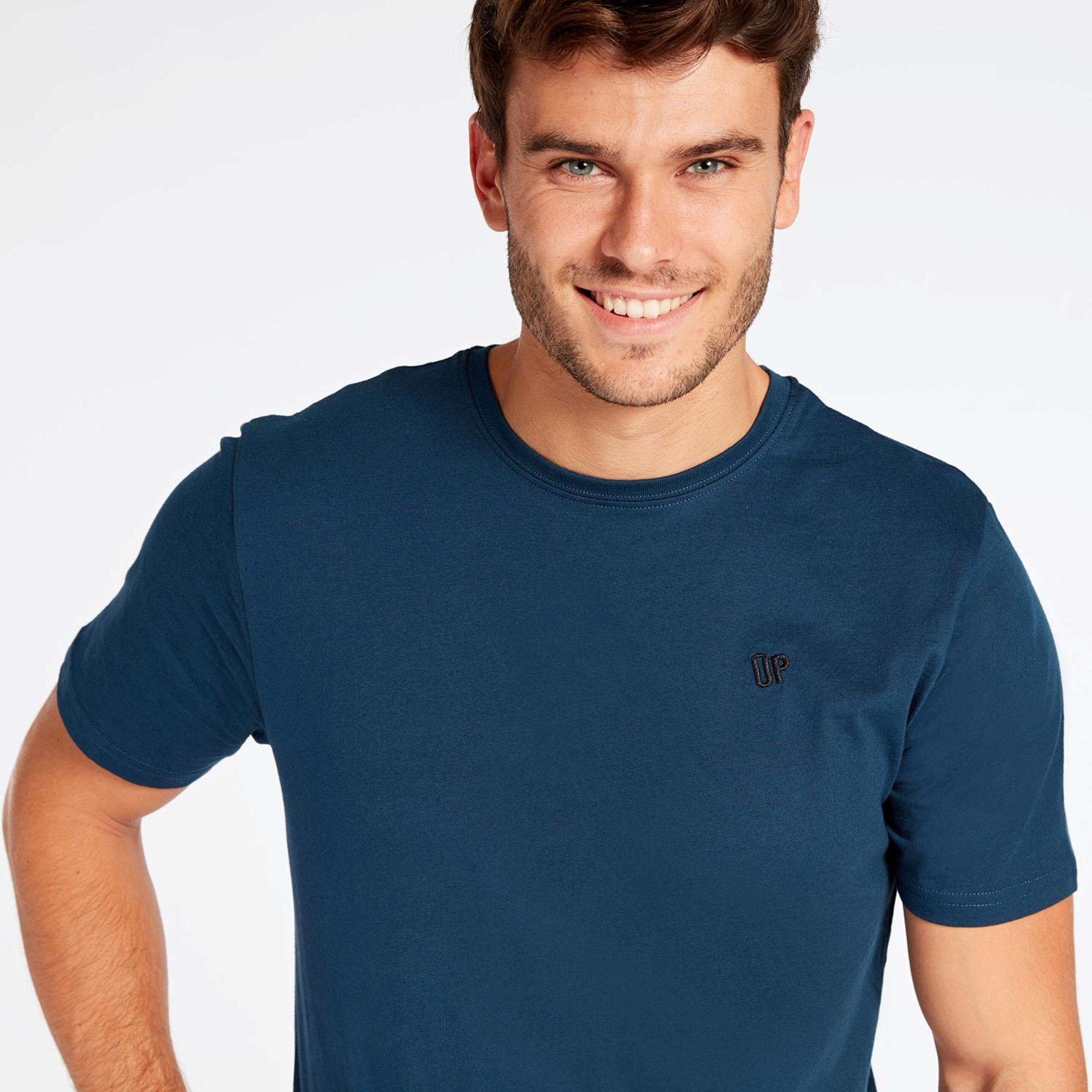 Camiseta Up Basic