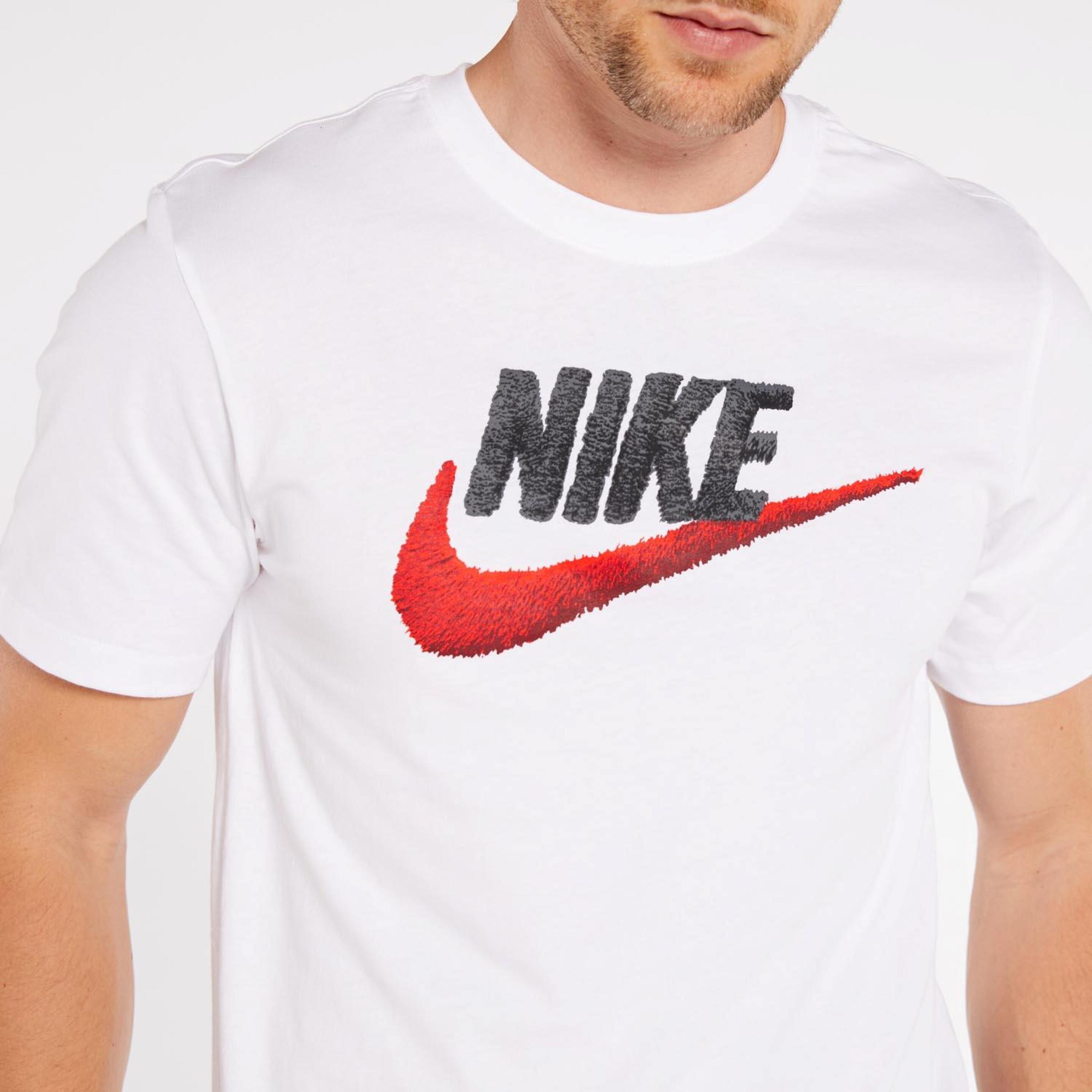 Camiseta Nike