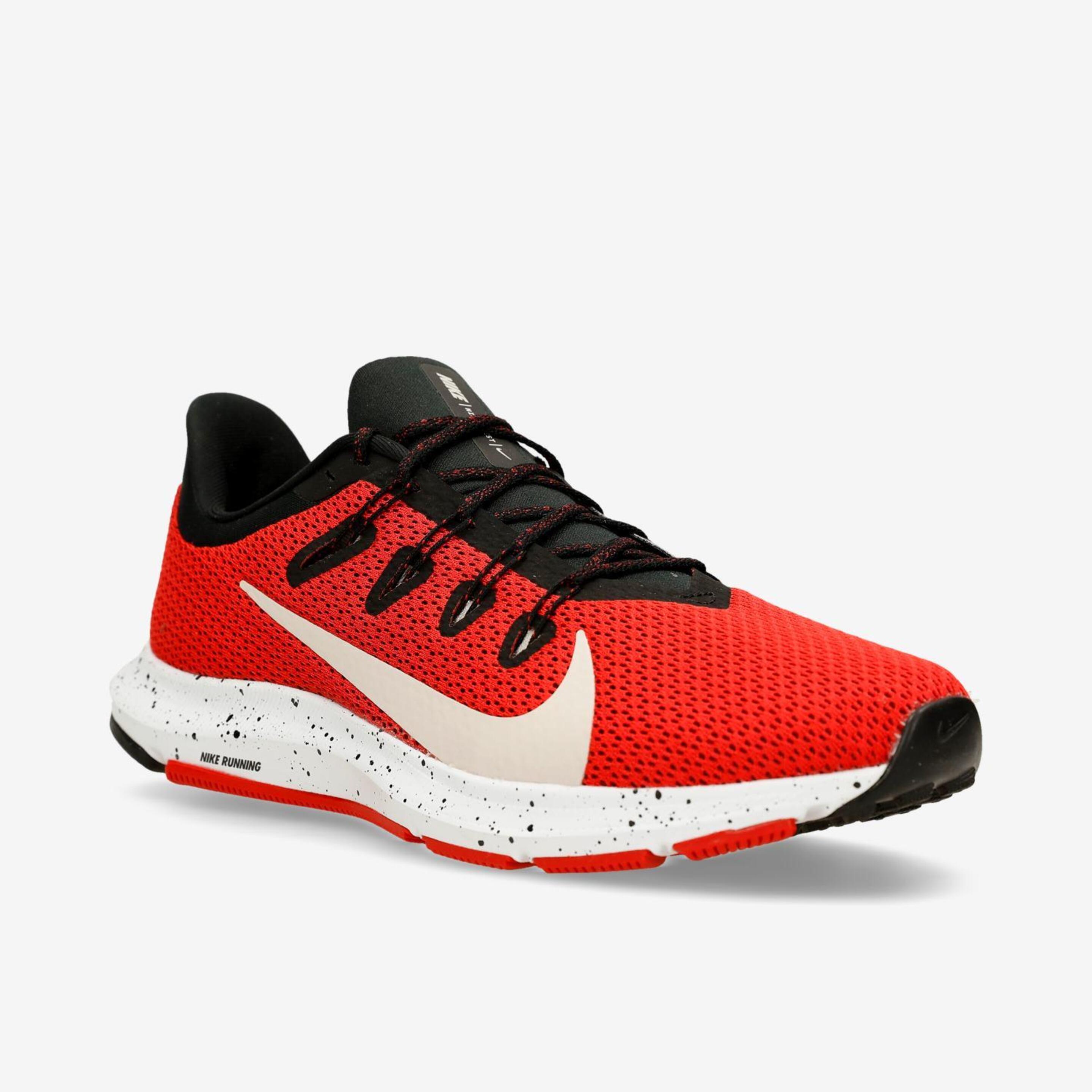 Nike Quest 2 Se