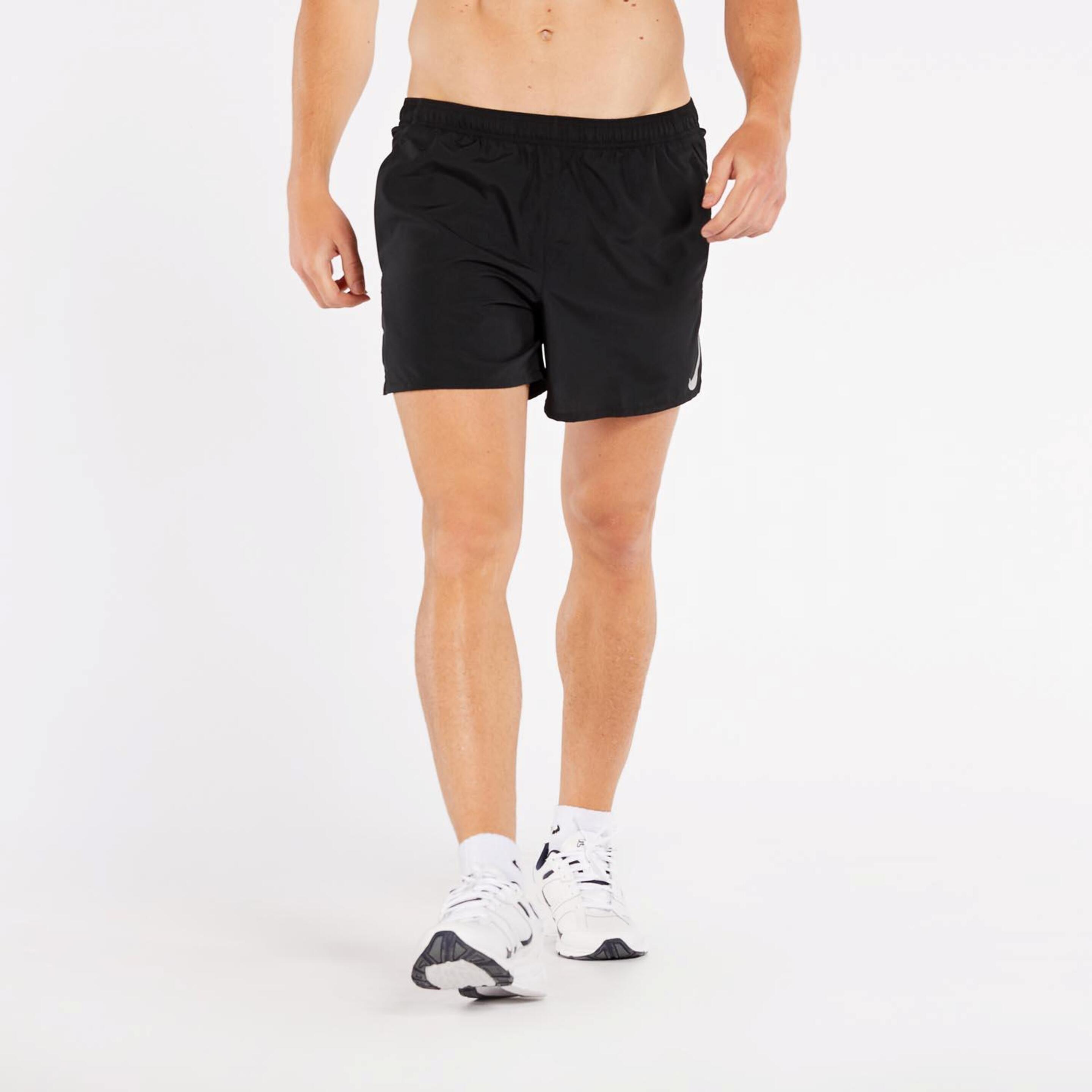 Nike Chill Short