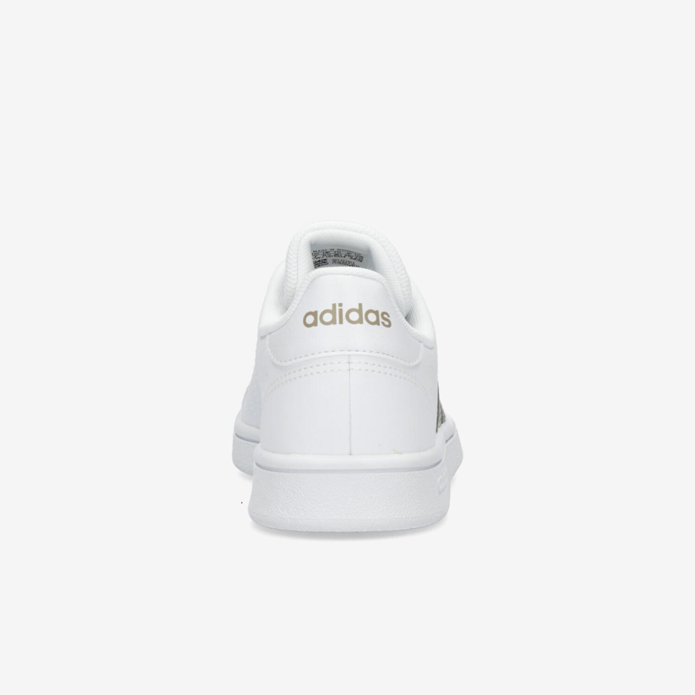 adidas Grand Court