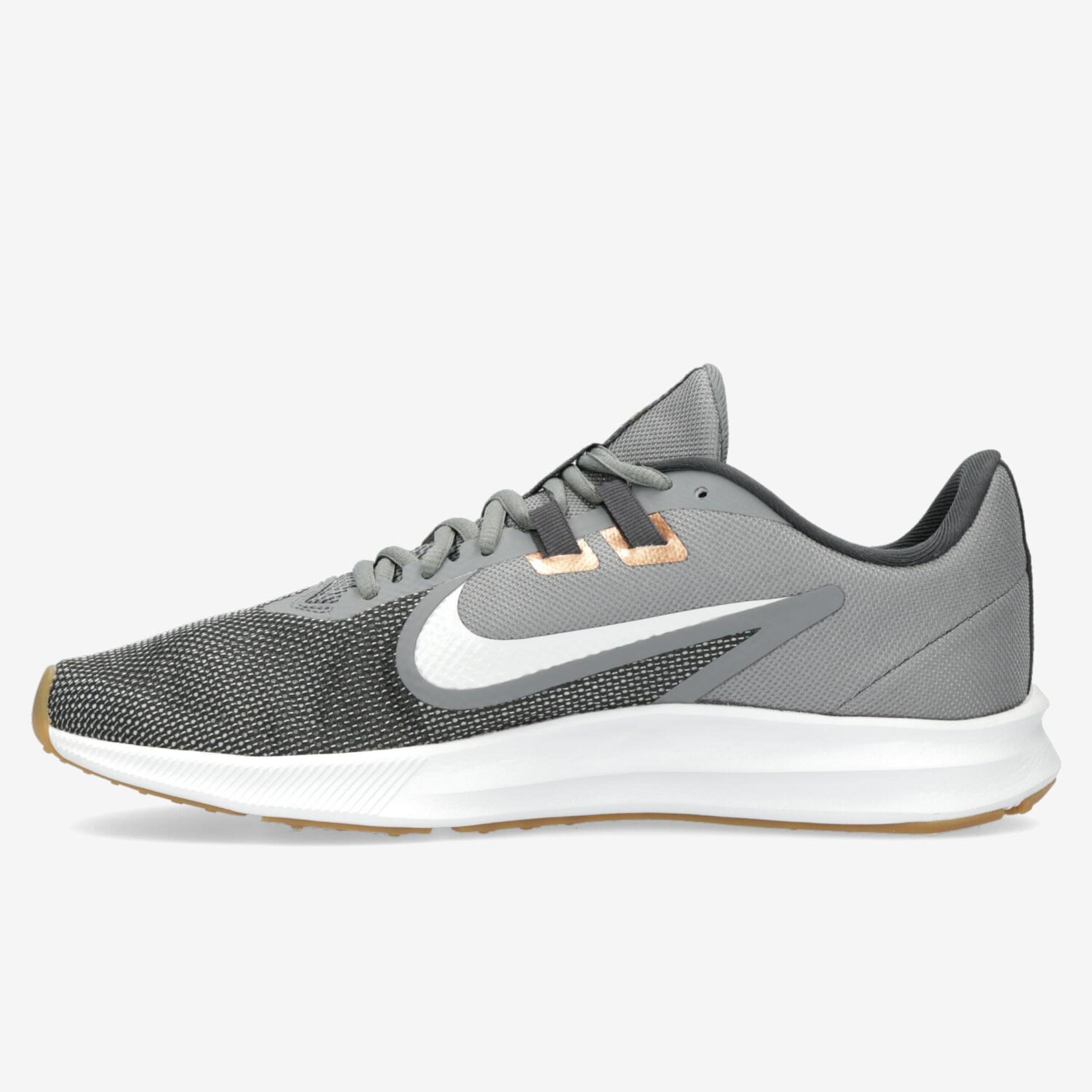 Nike Downshifter 9