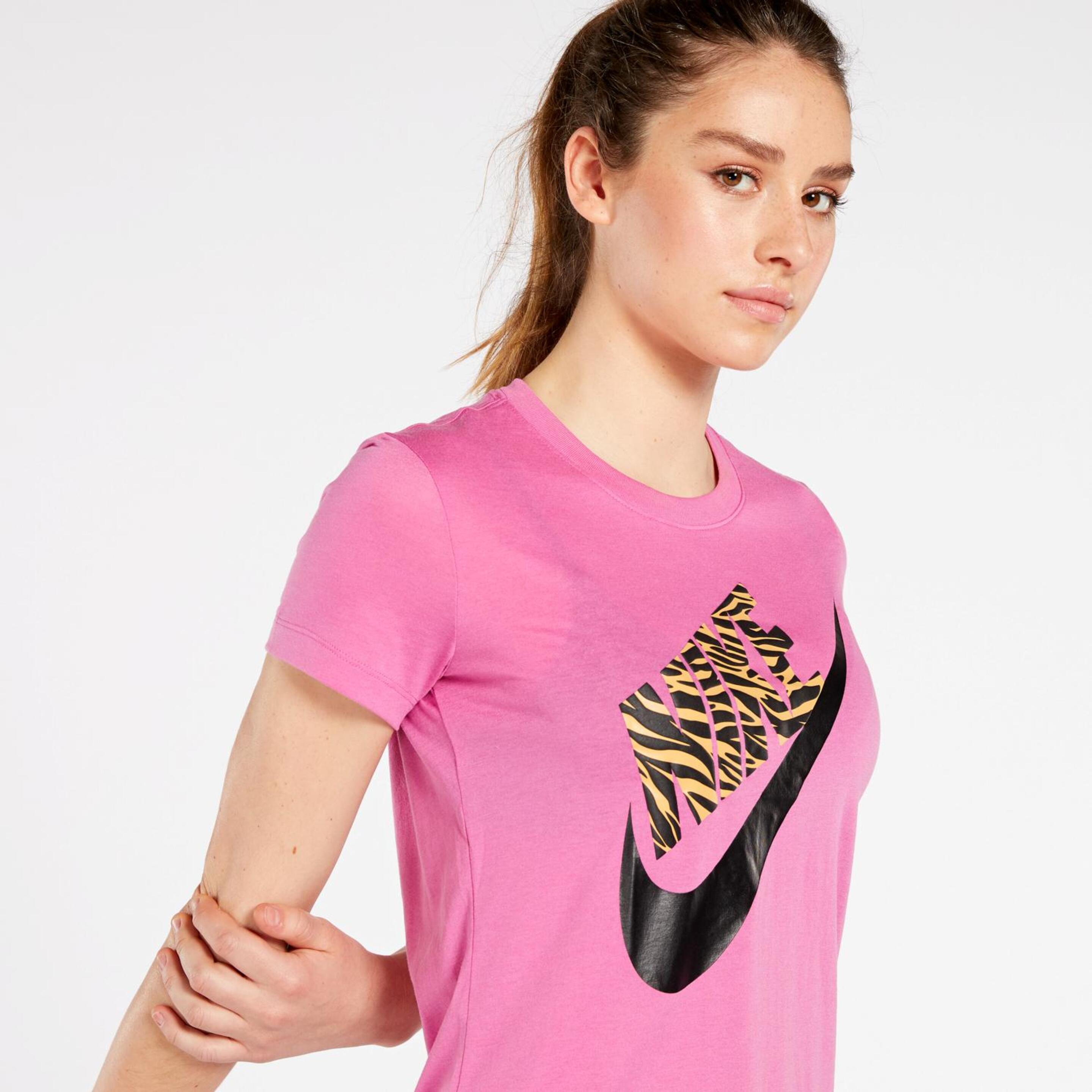 Nike Tee