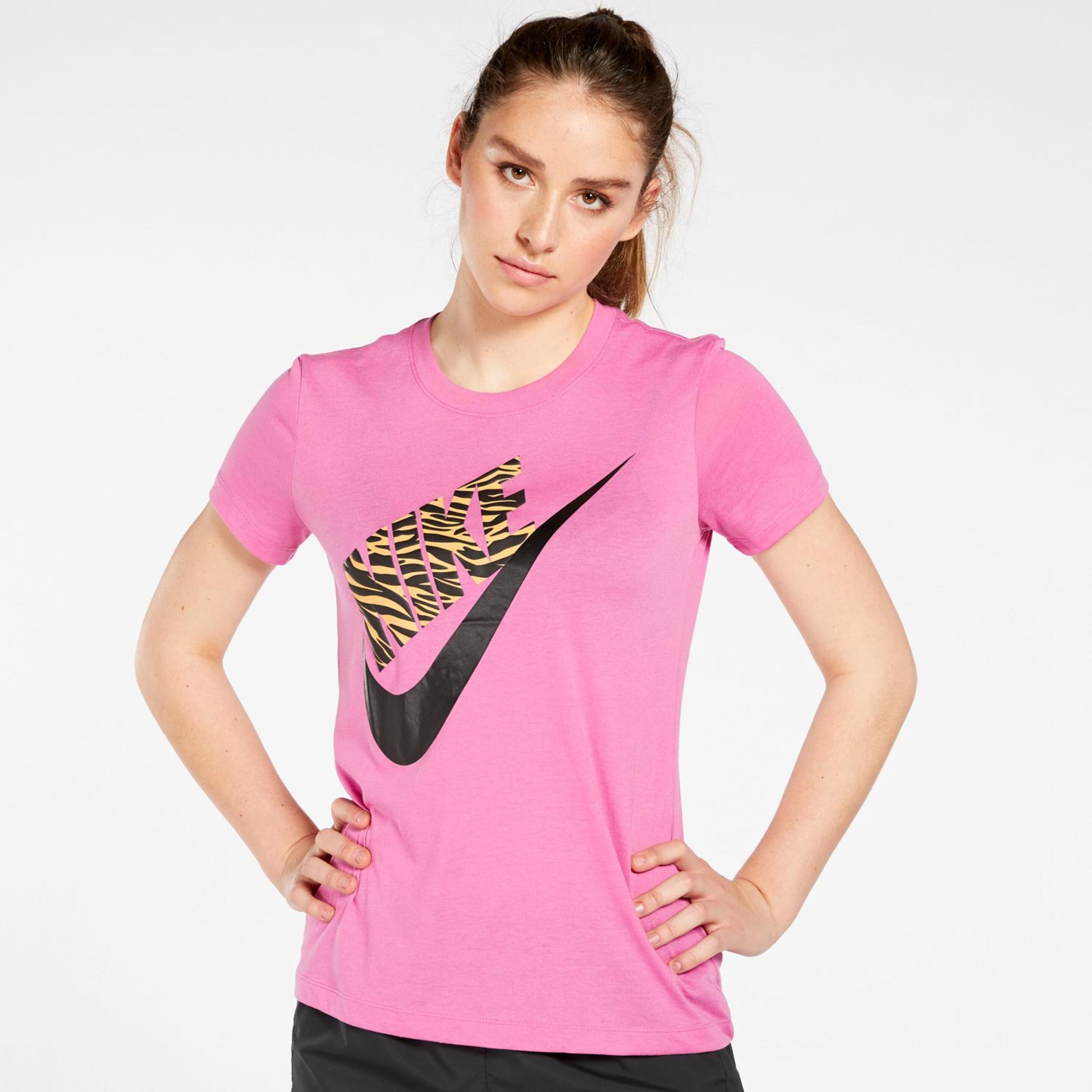 Nike Tee