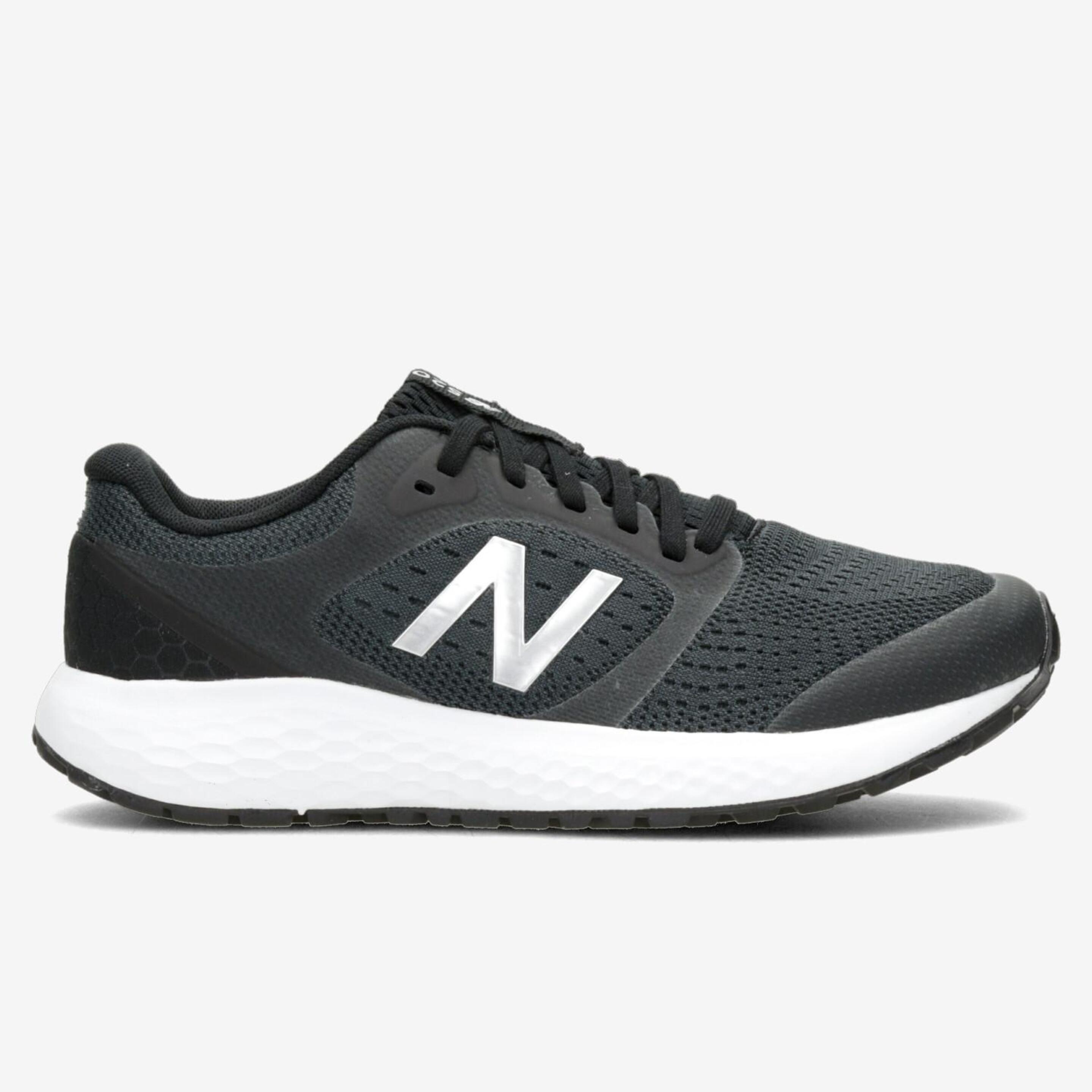 New Balance W520