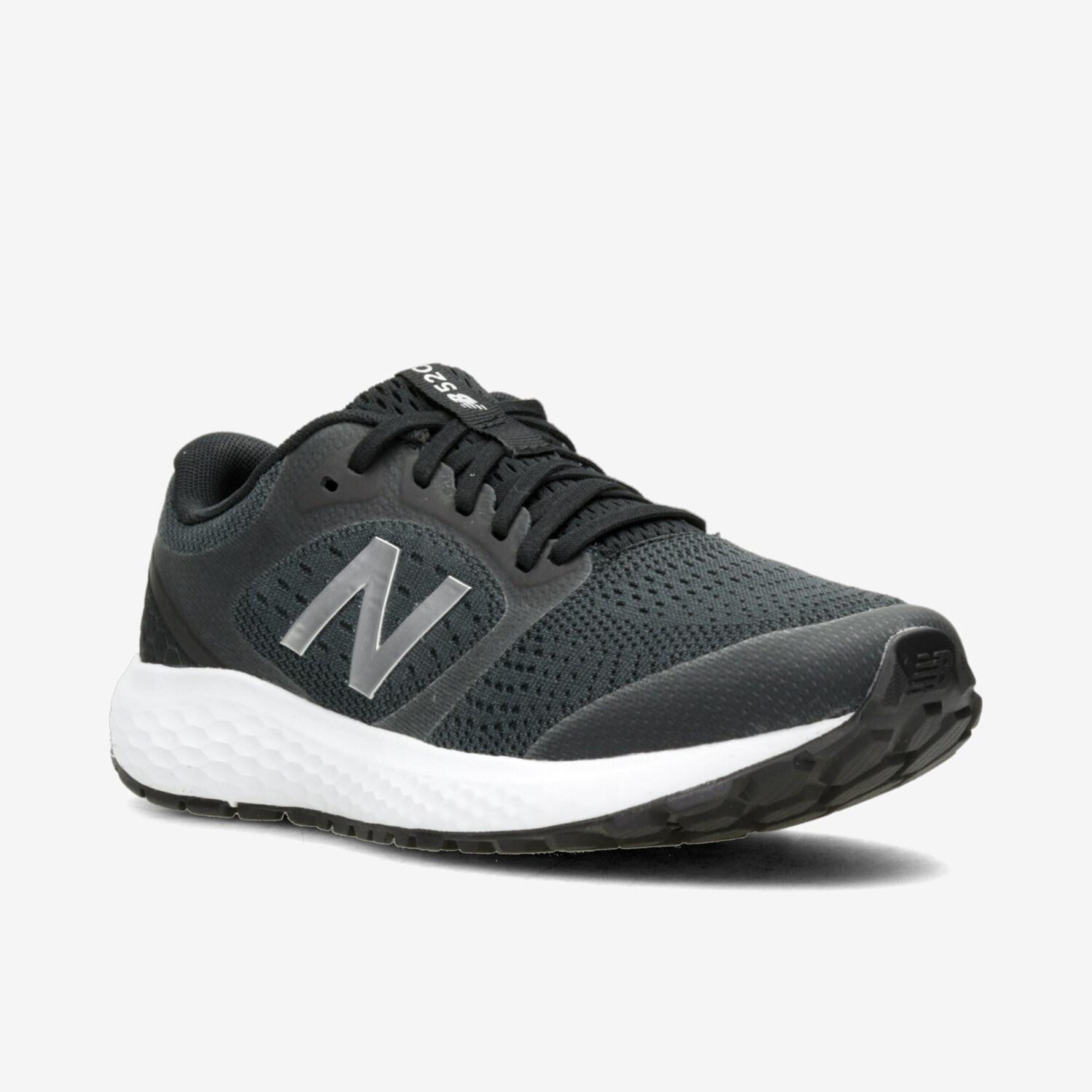 New Balance W520