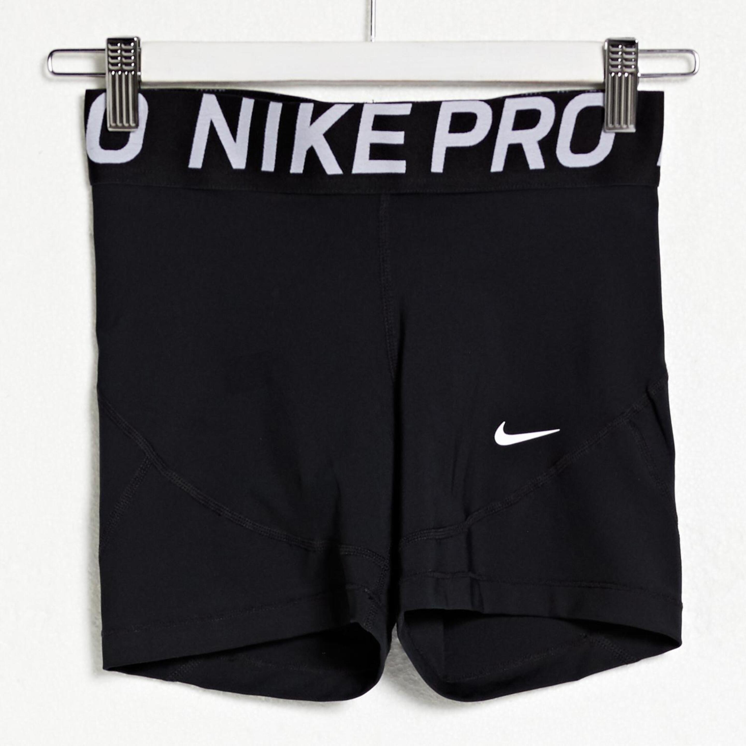 Nike Pro