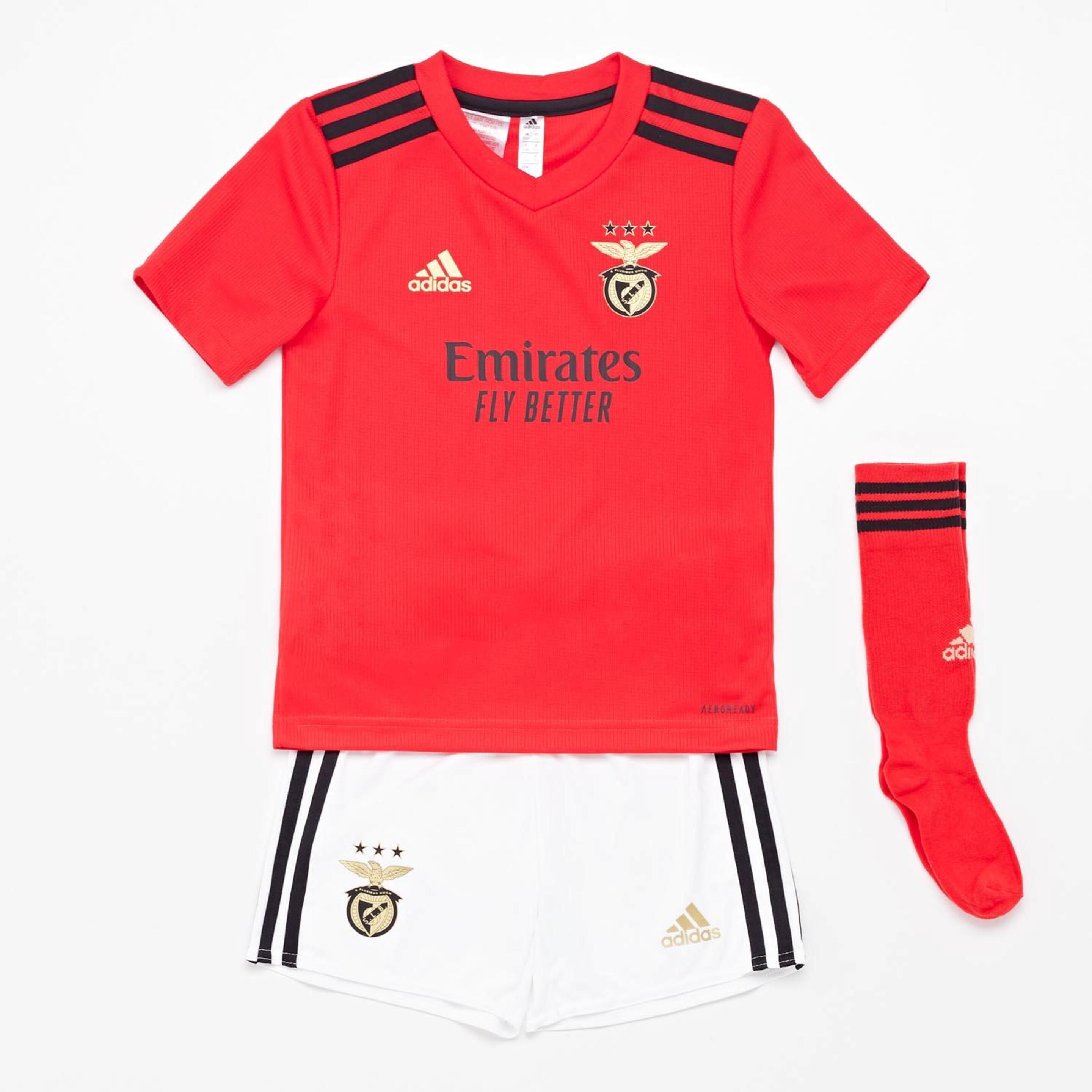 Equipación Benfica