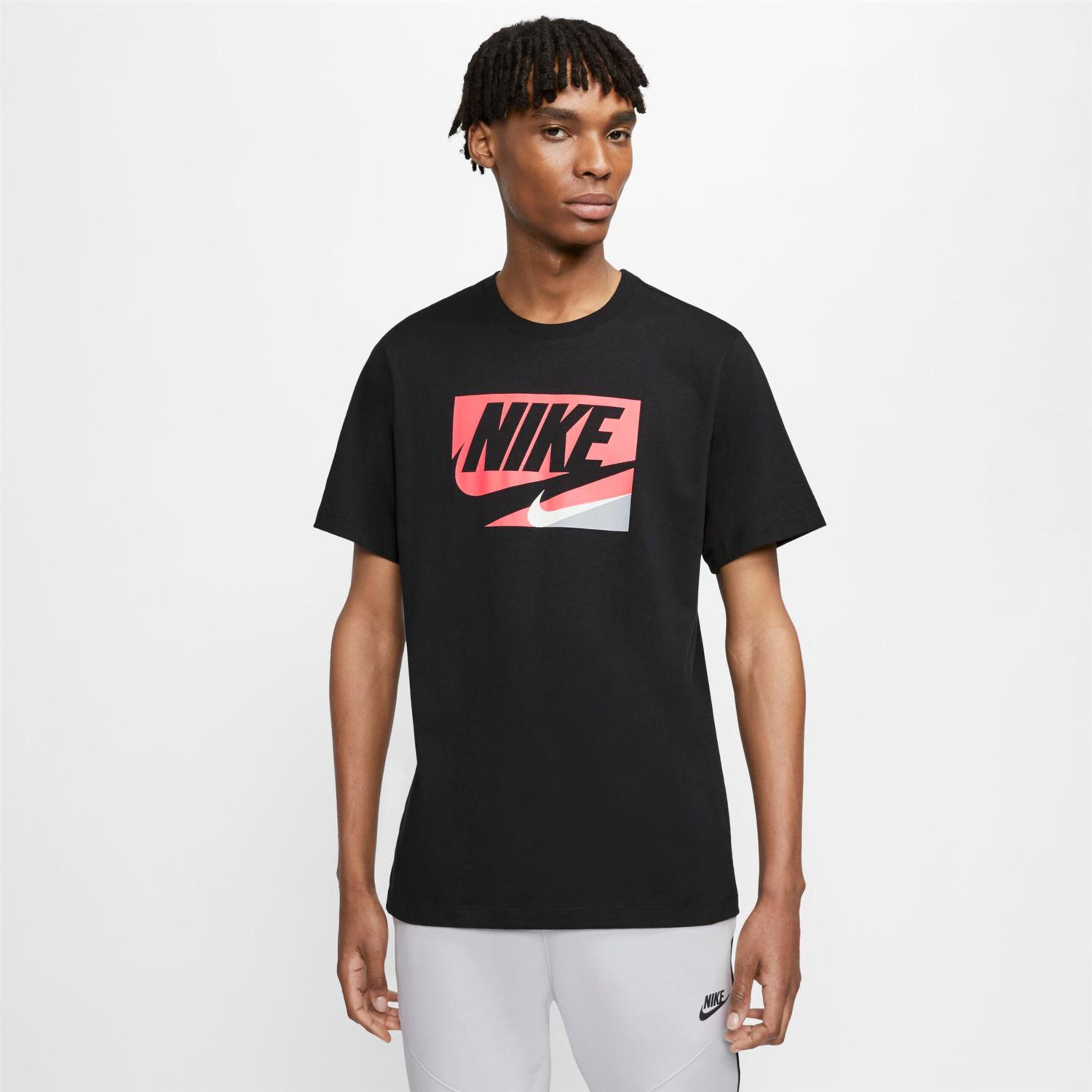 Camiseta Nike