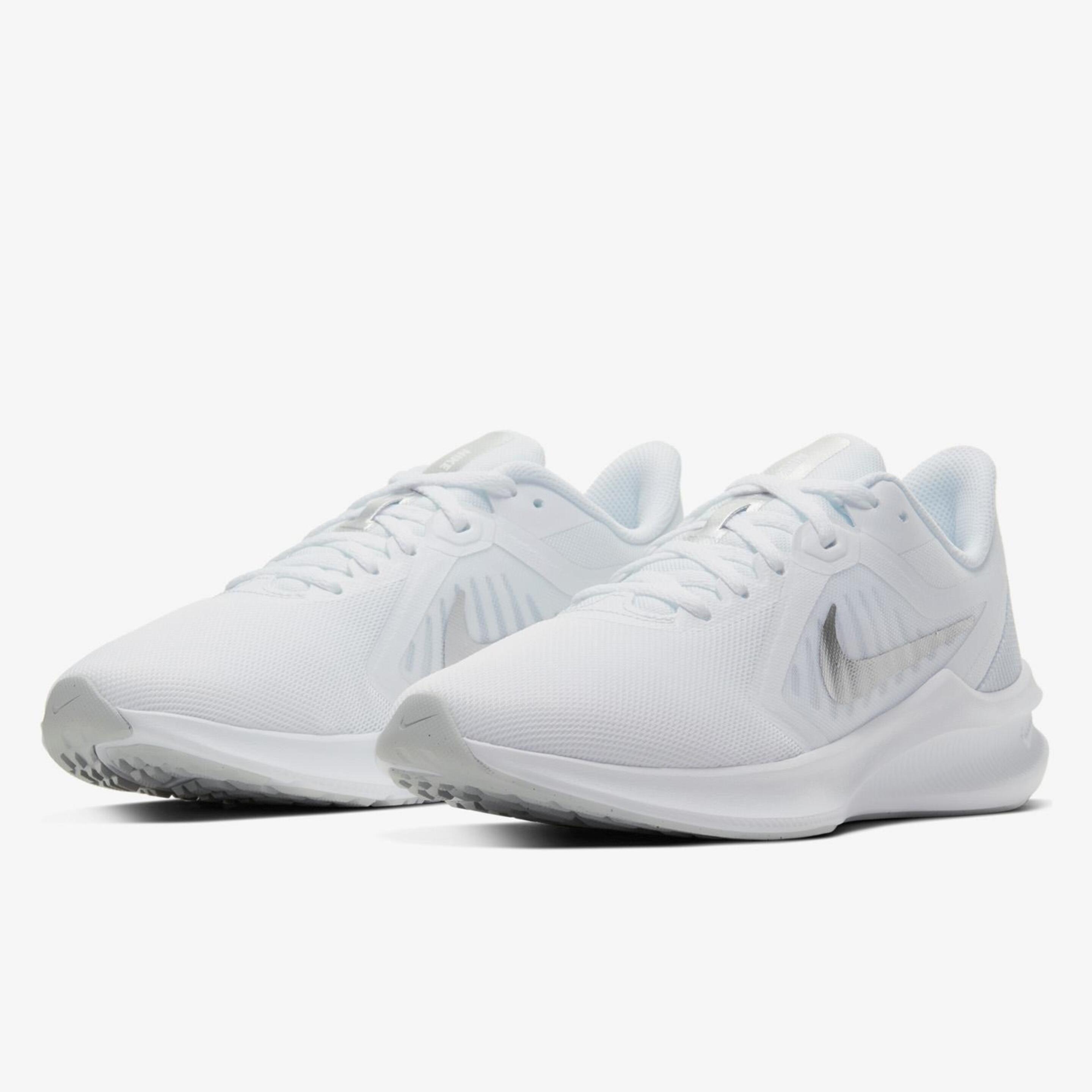 Nike Downshifter 10