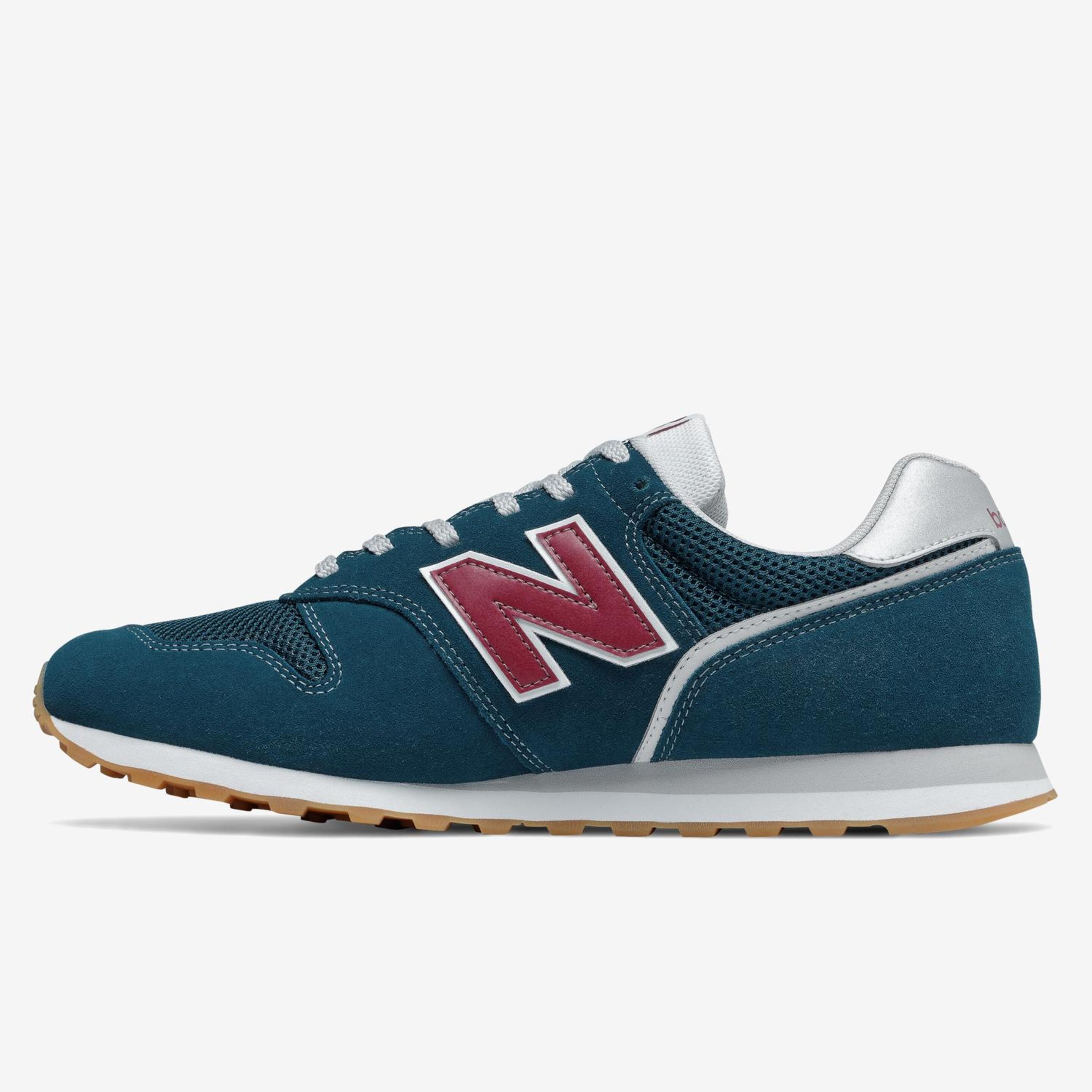 New Balance 373