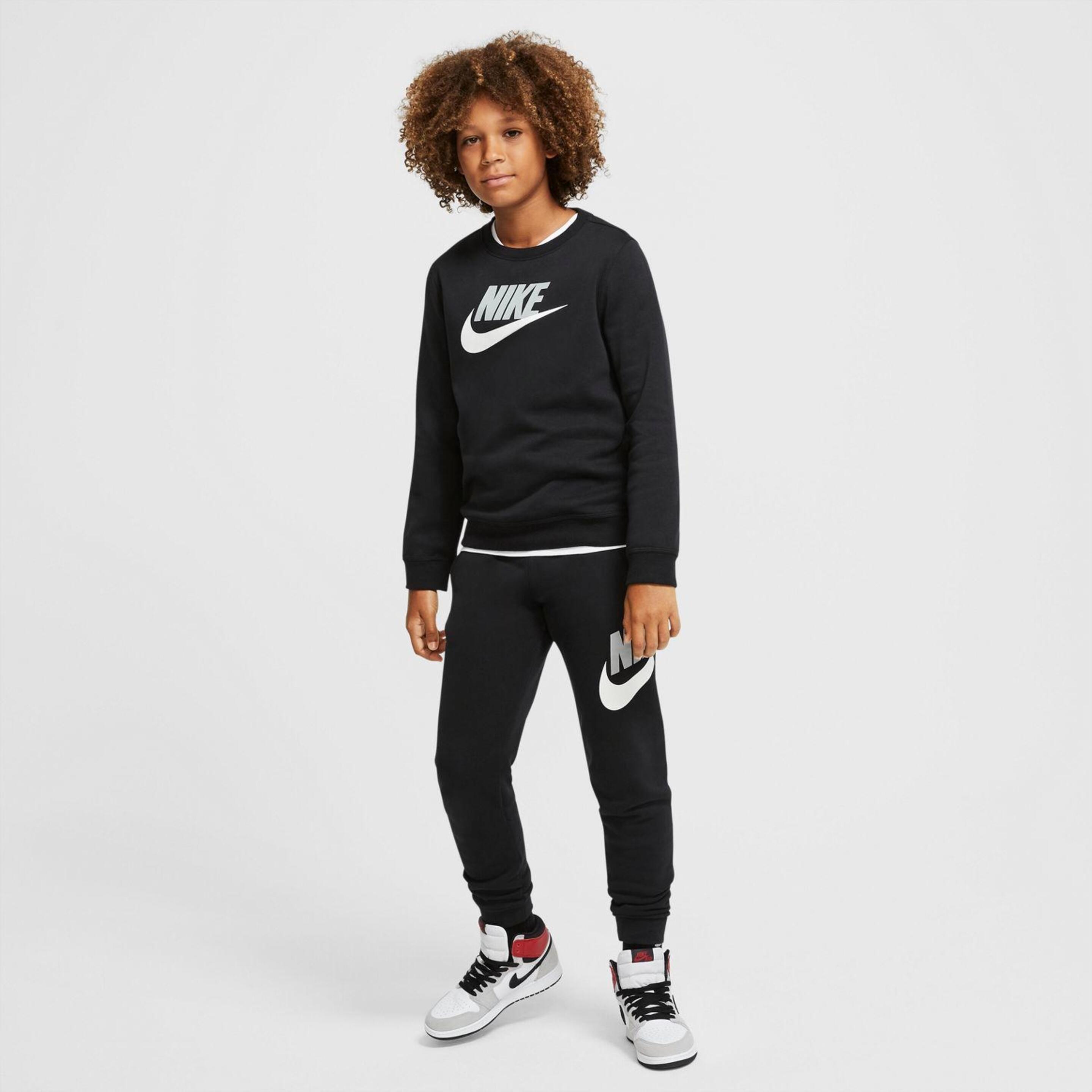 Nike Club