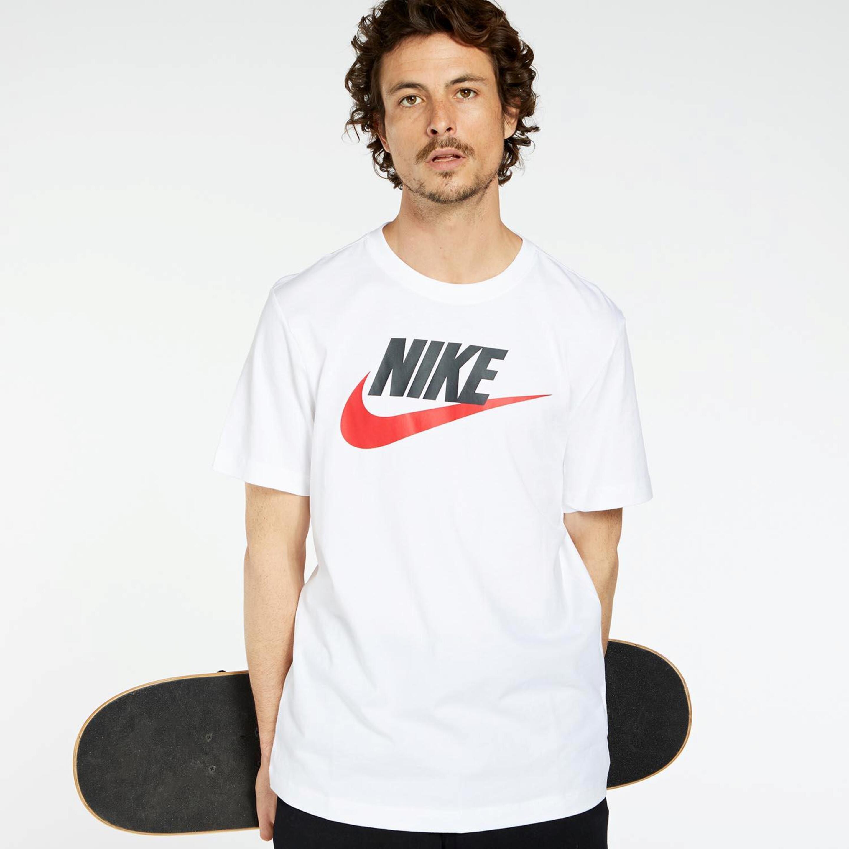 T-shirt Nike Sportwear