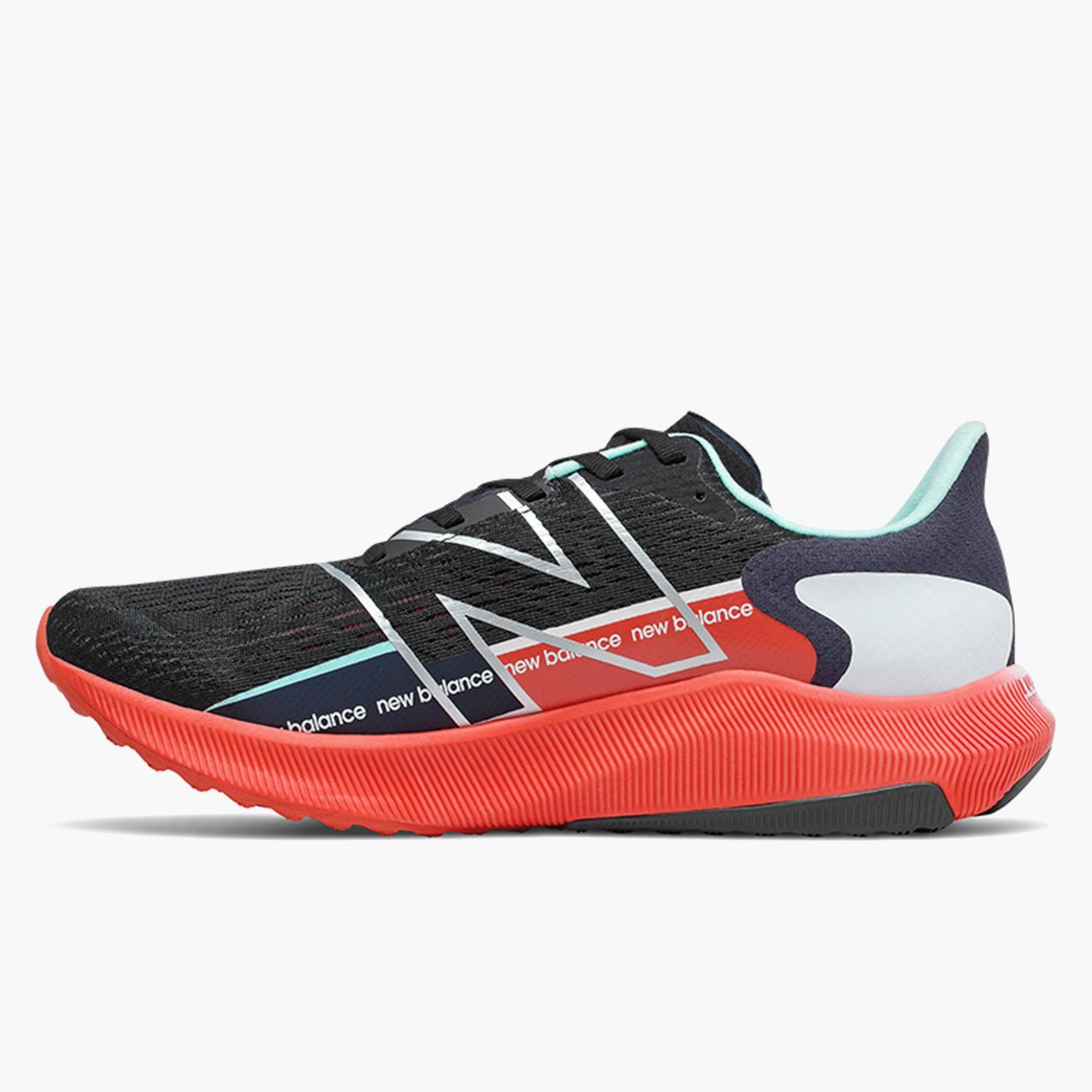 New Balance Fuelcell Propel V2