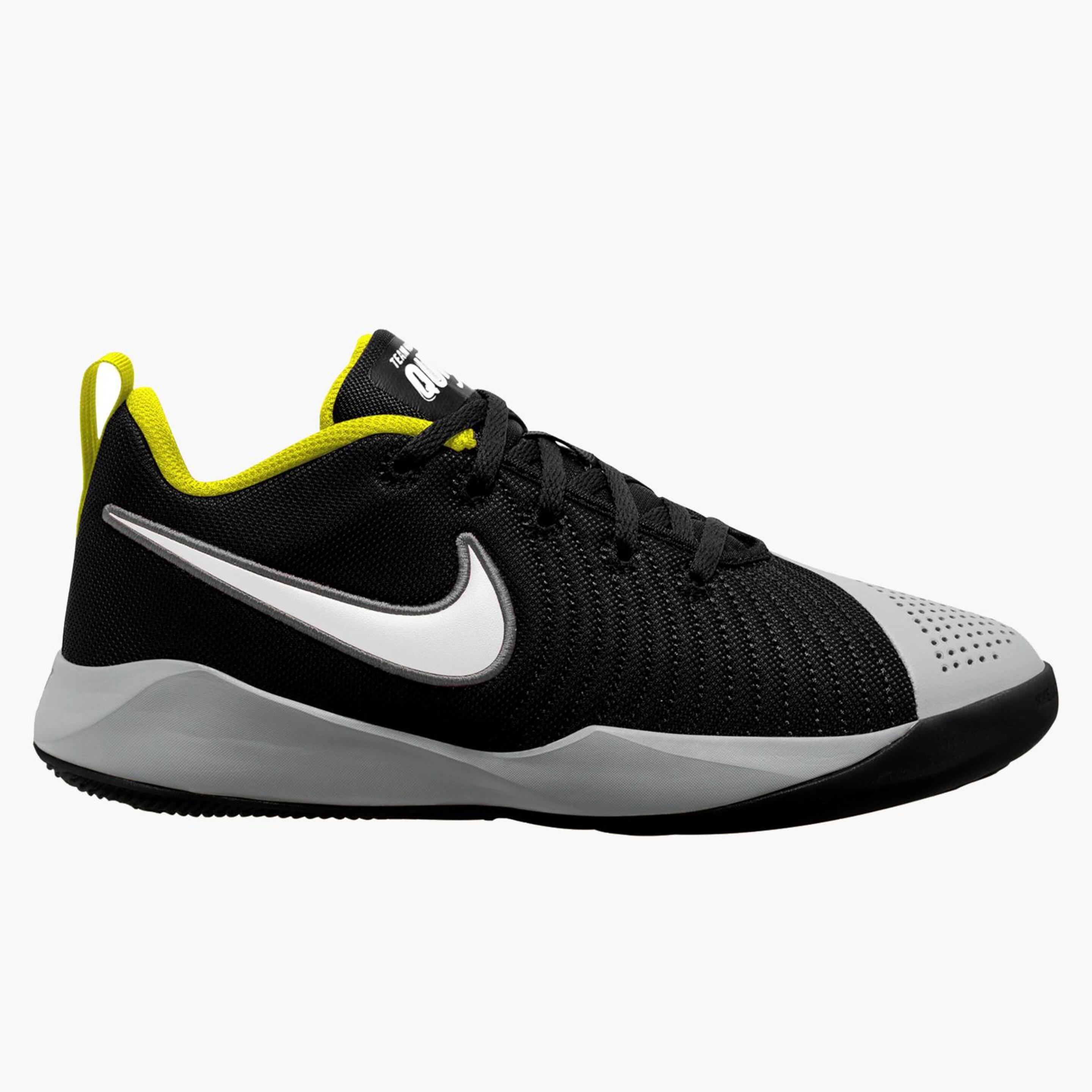 Nike Team Hustle Quick 2