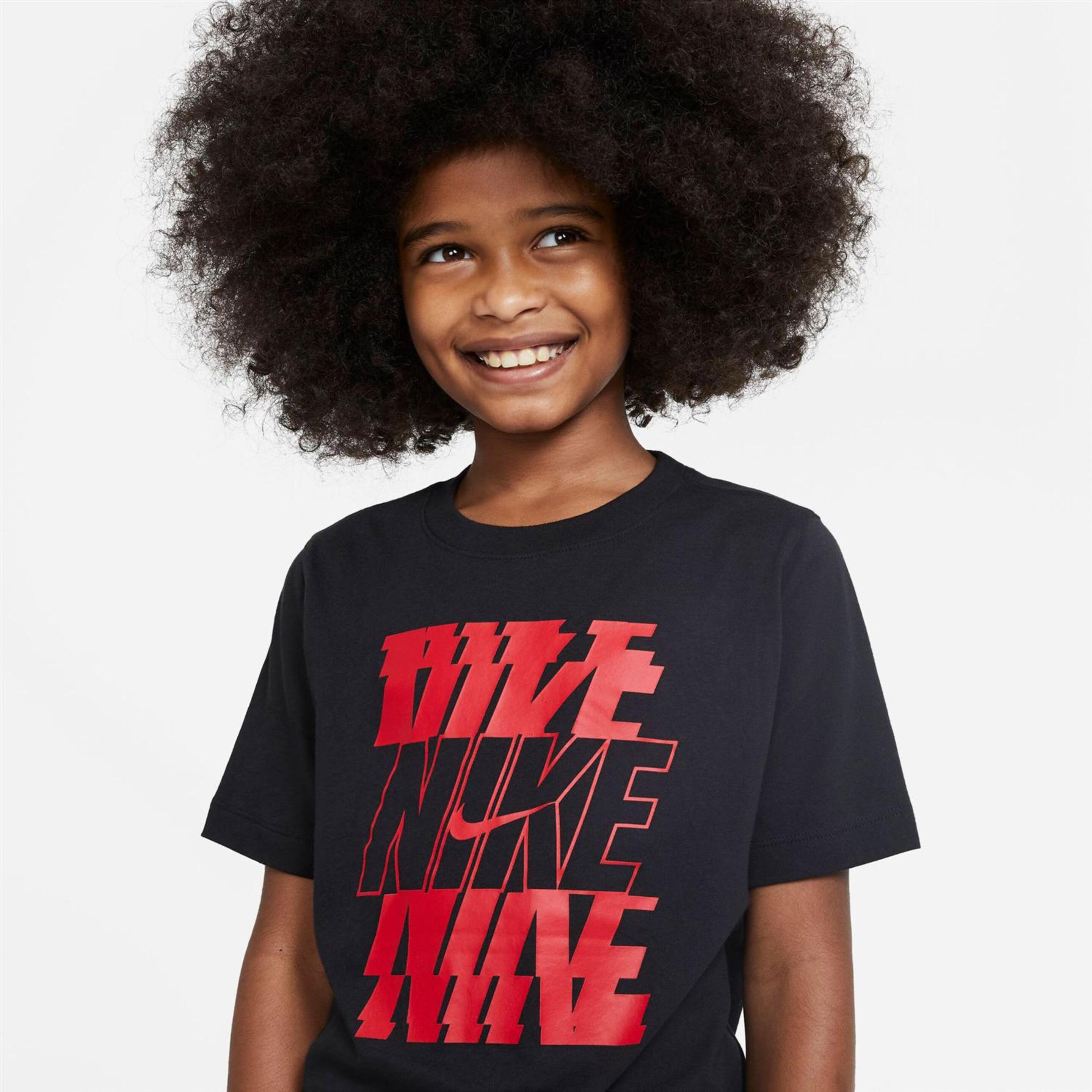 T-shirt Nike Futura