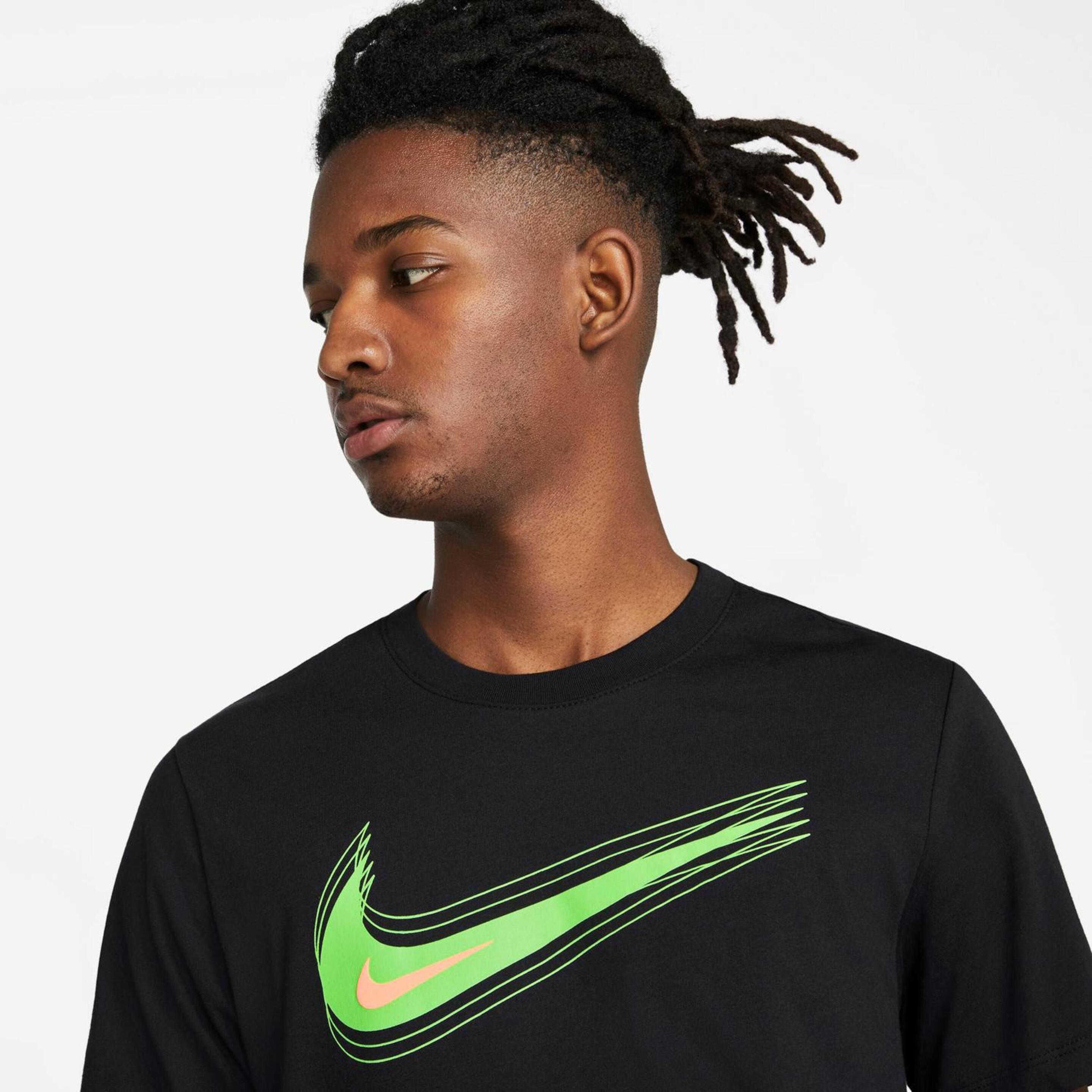 T-shirt Nike D.swoosh