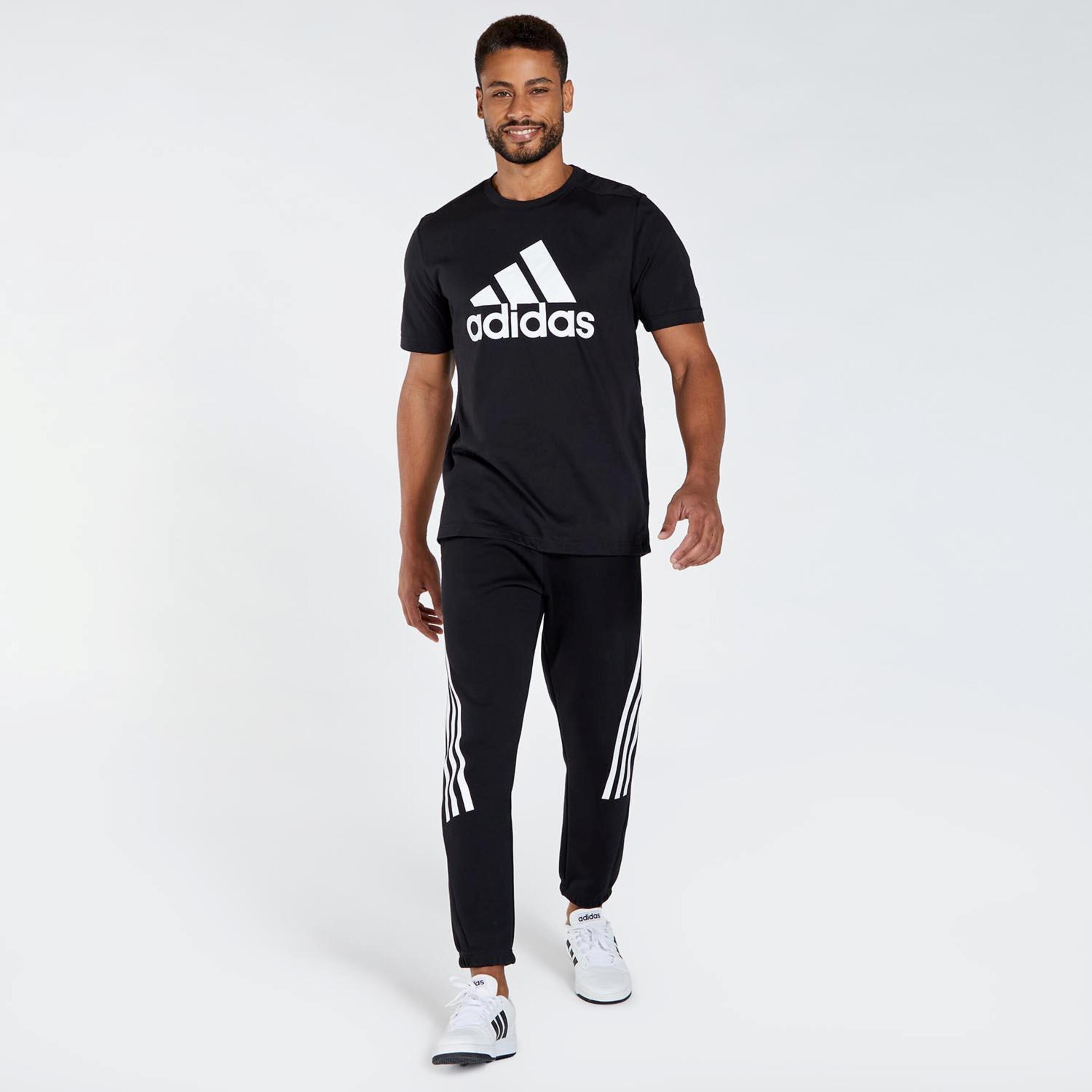 adidas Designed2move