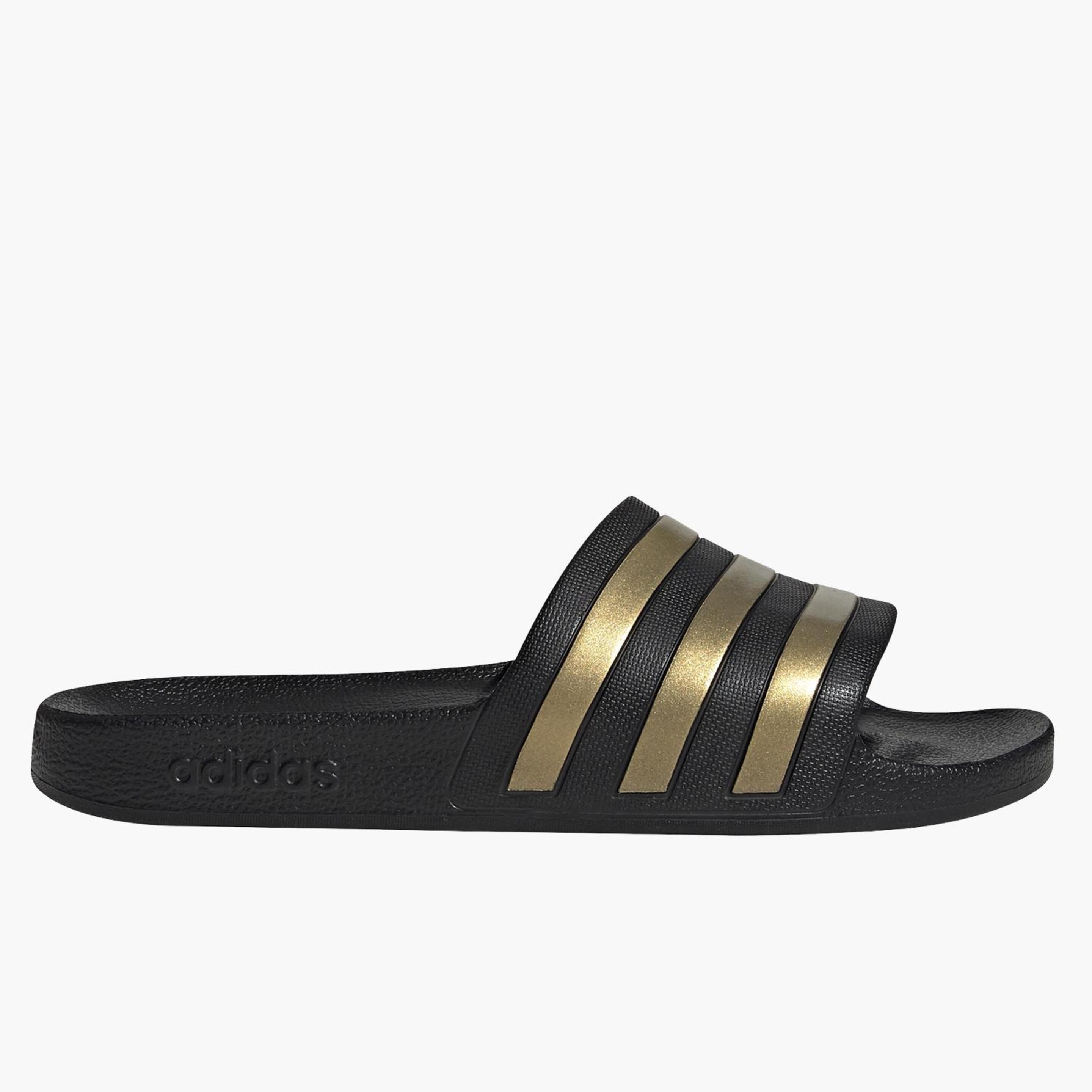 adidas Adilette