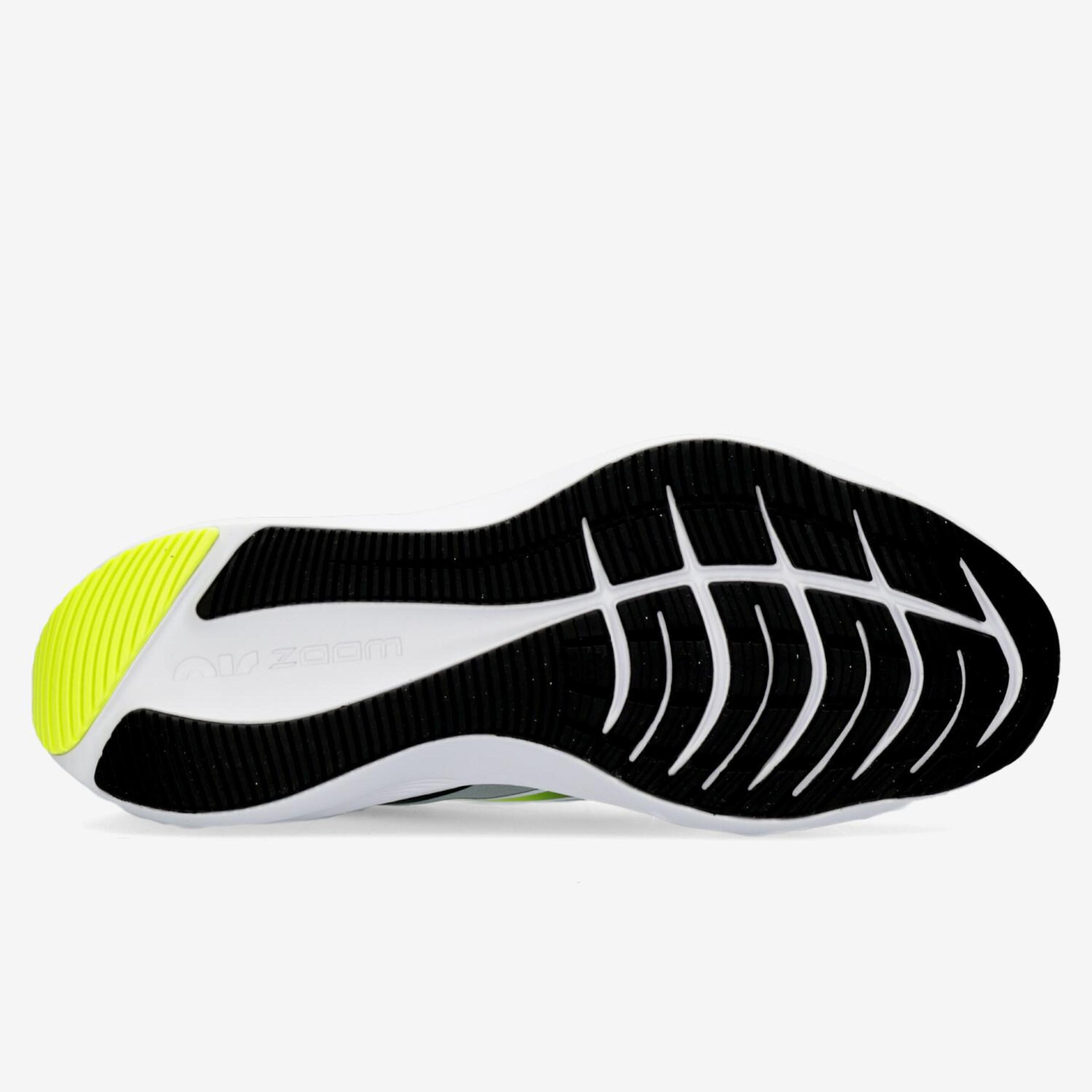 Nike Air Zoom Winflo 7