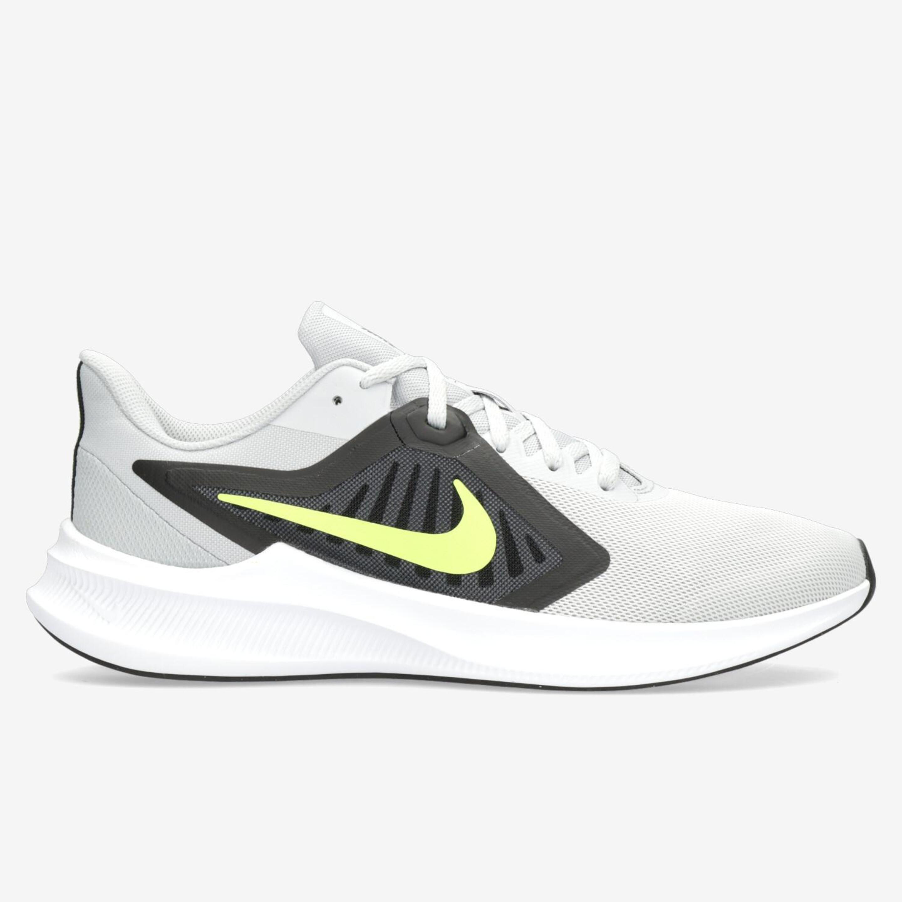 Nike Downshifter 10