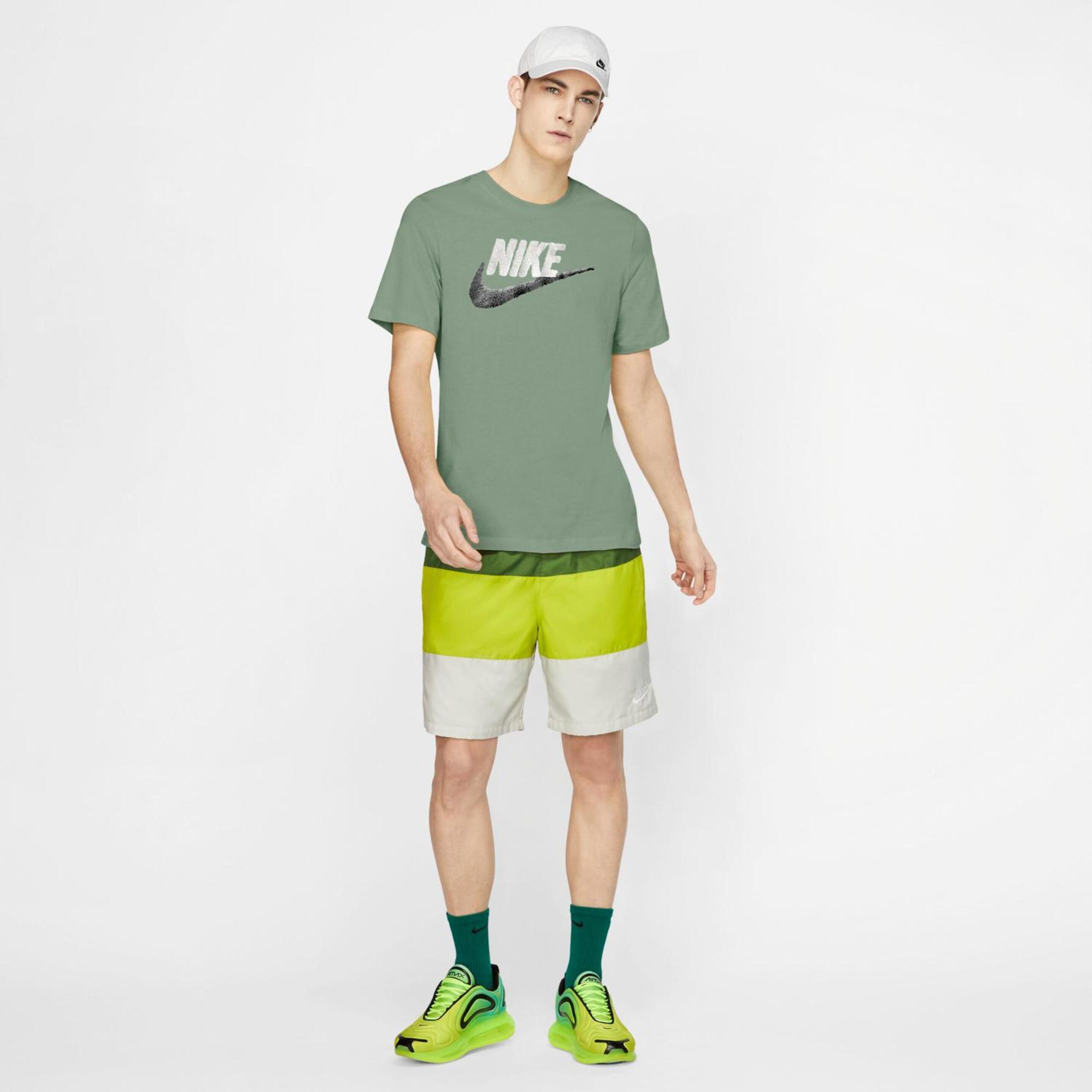 T-shirt Nike Brand