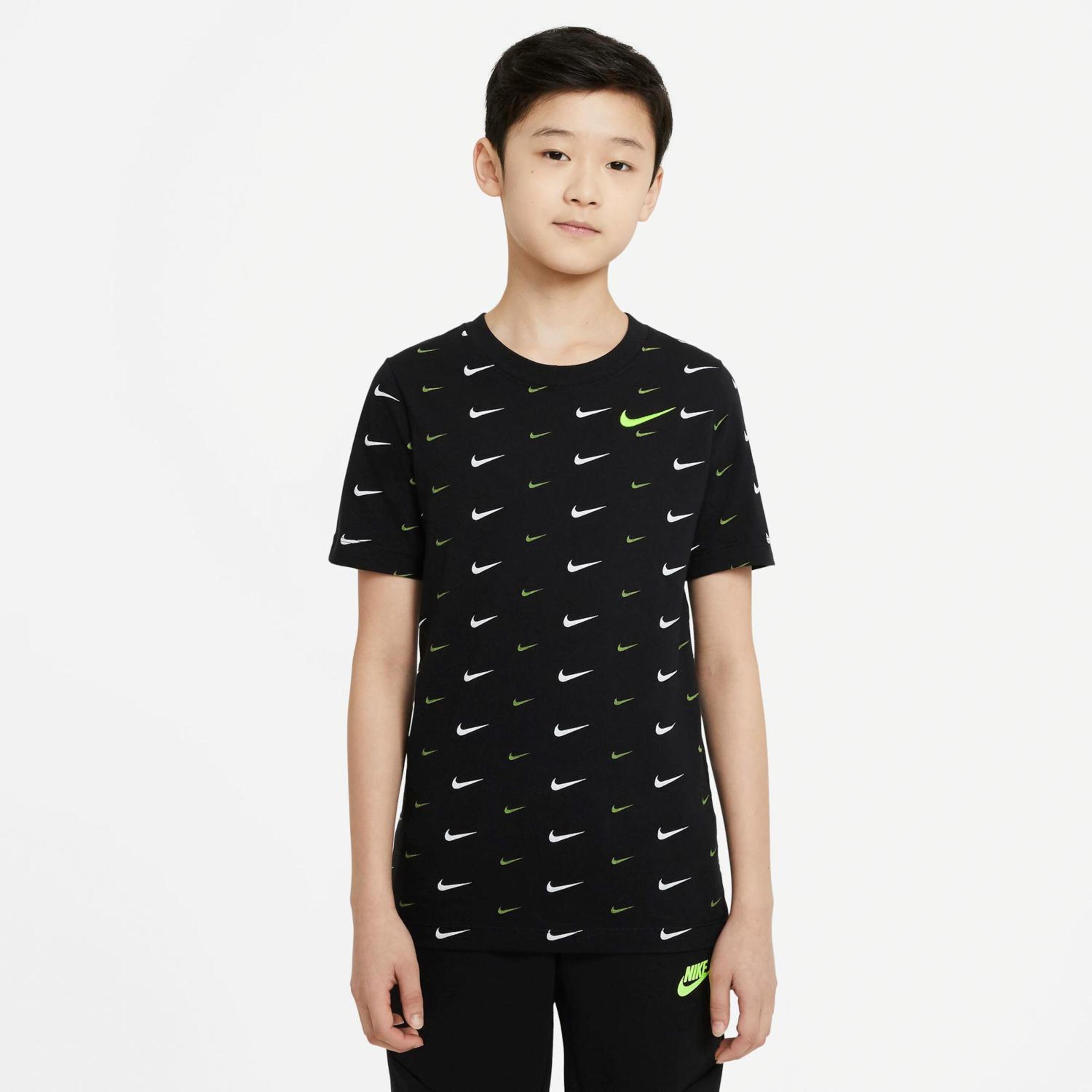 T-shirt Nike Swoosh