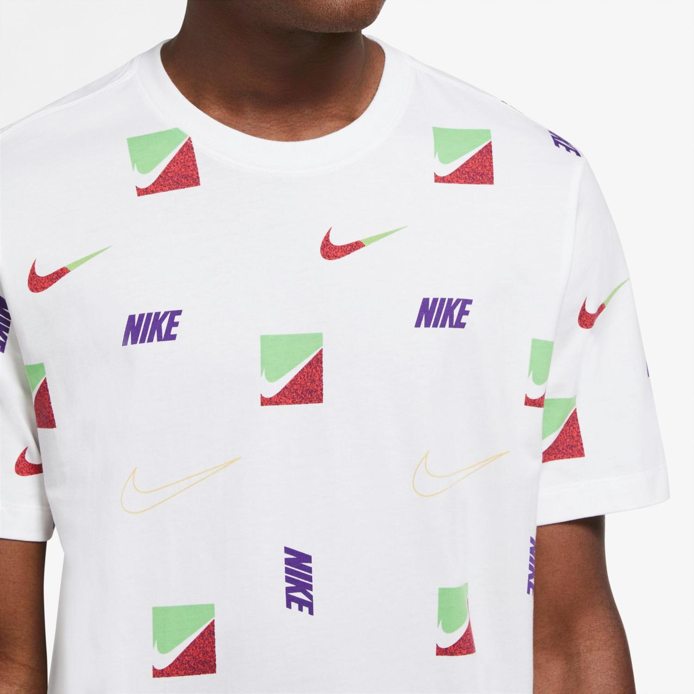 Nike Brandiff