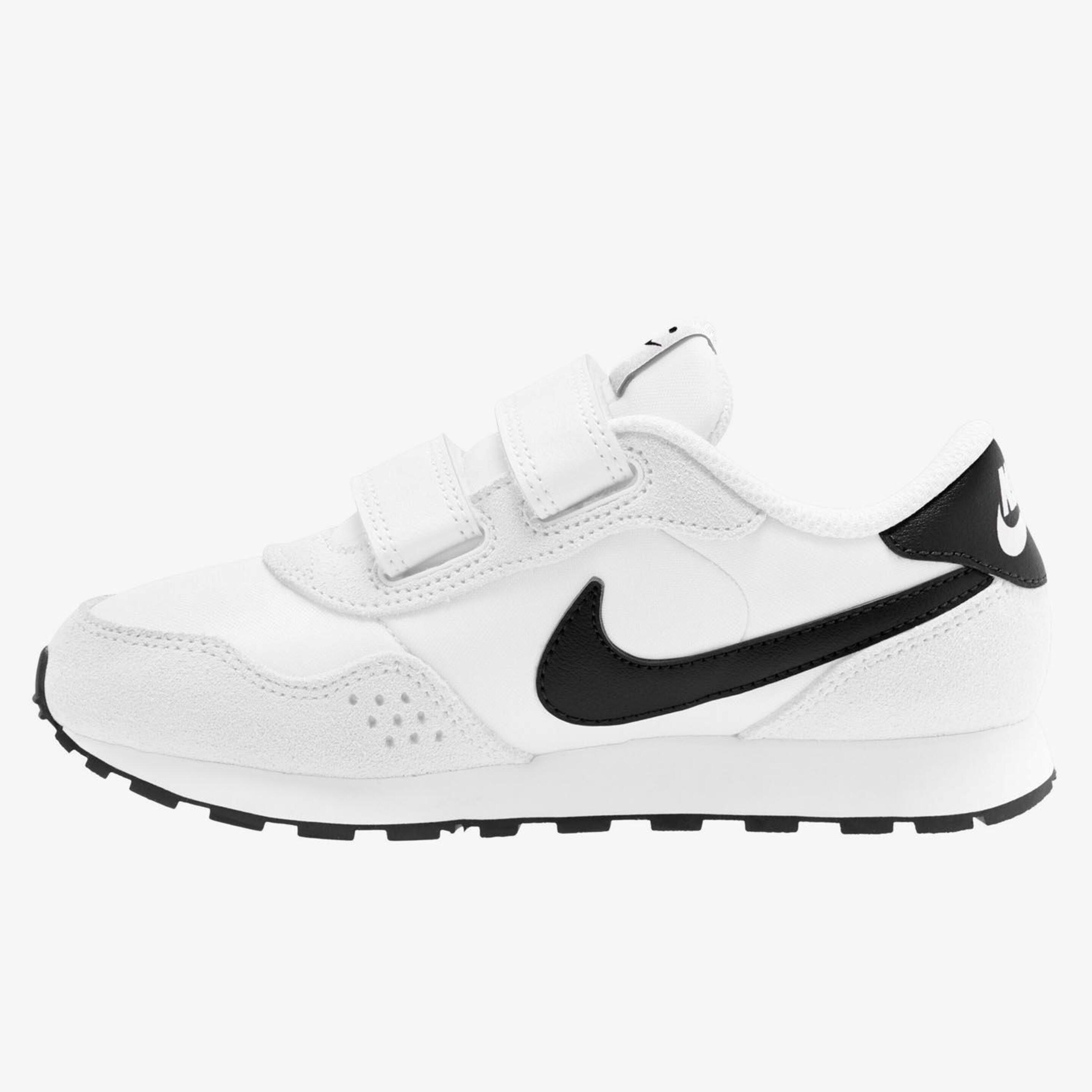 Nike Md Valiant