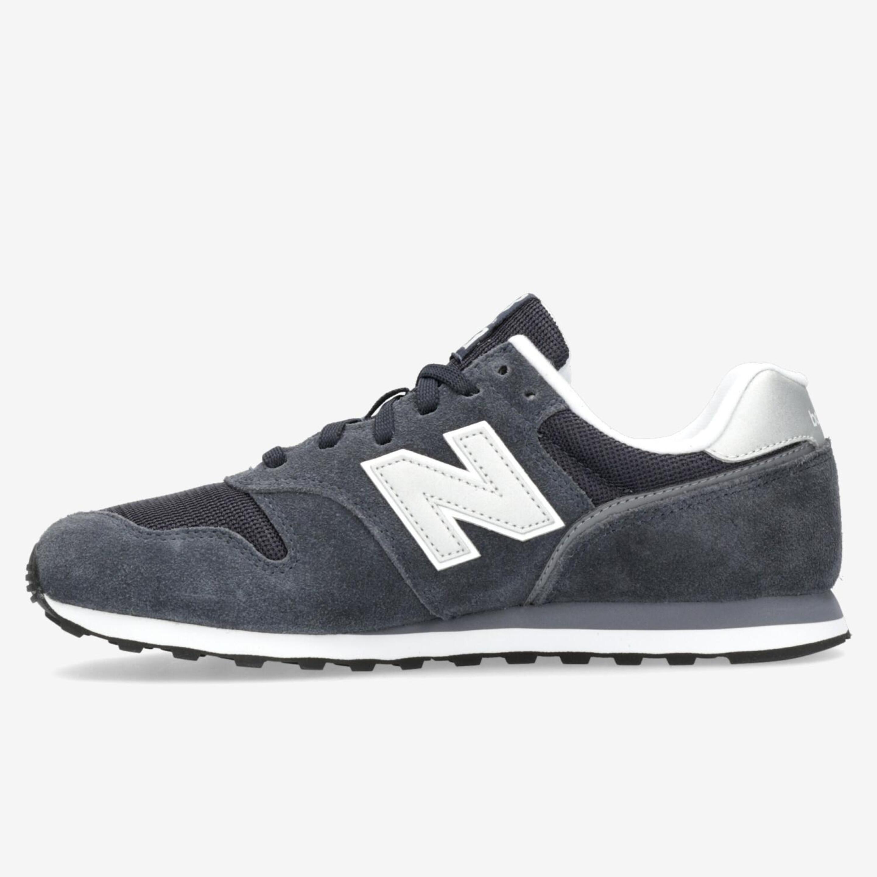 New Balance 373