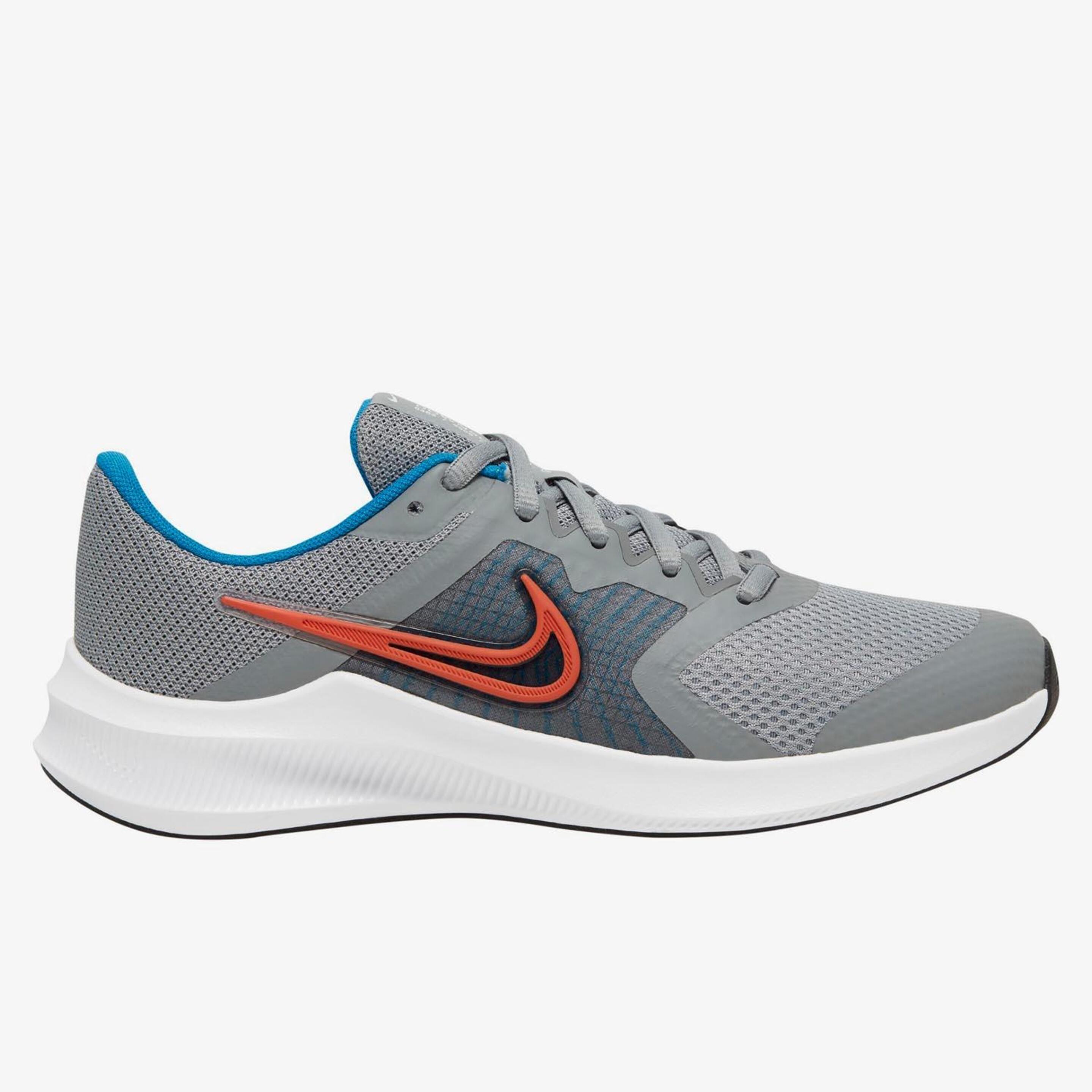 Nike Downshifter 11