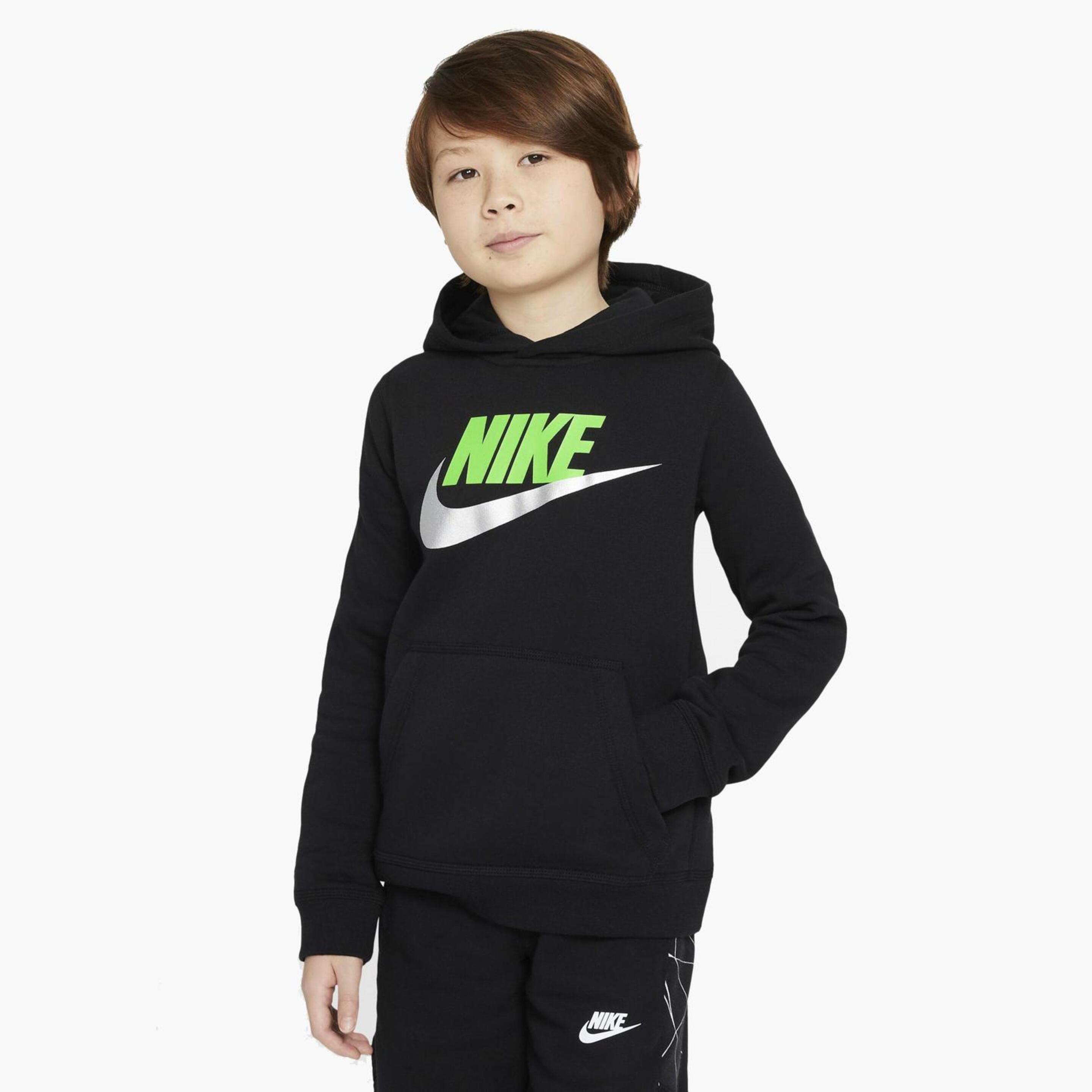 Nike Club