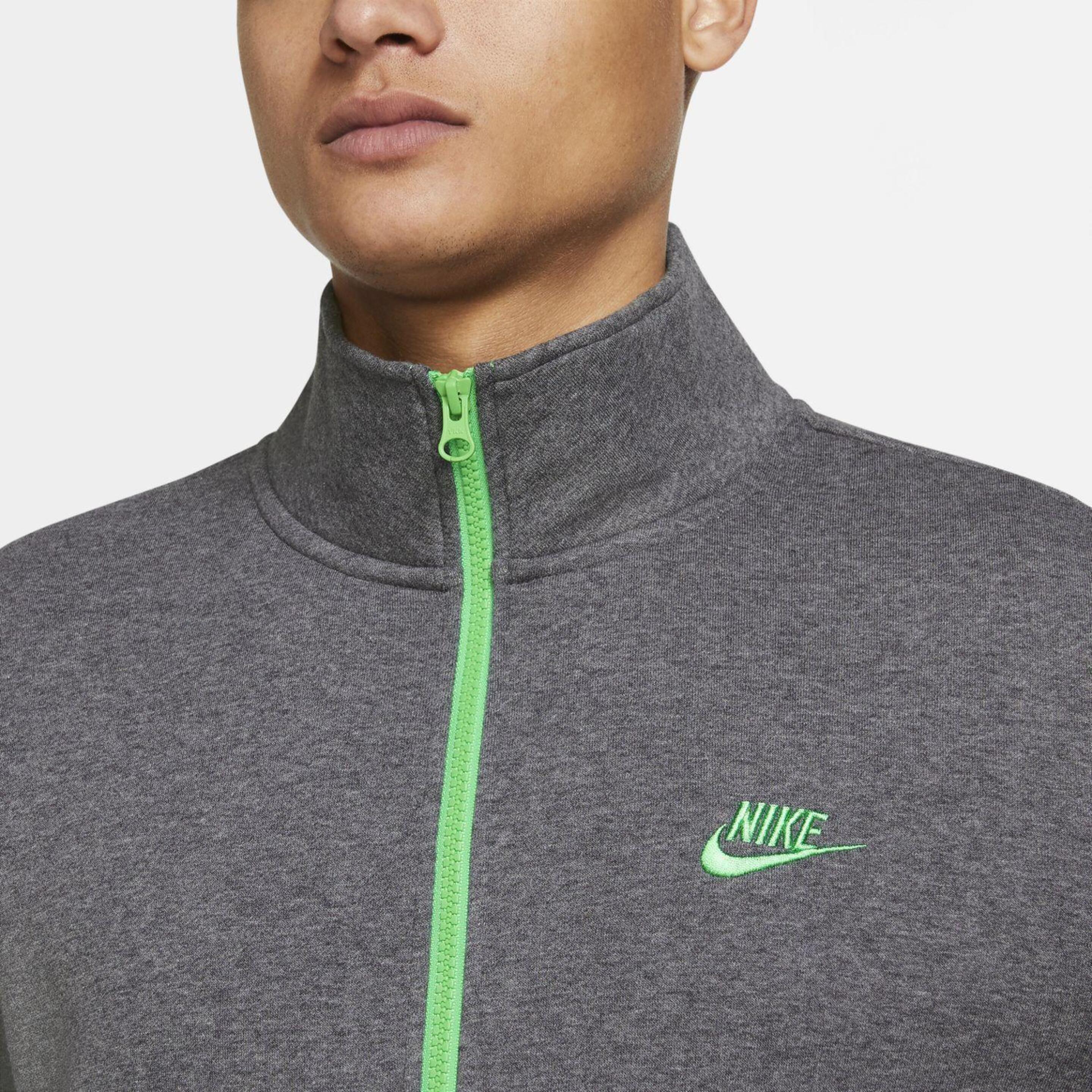 Nike Club